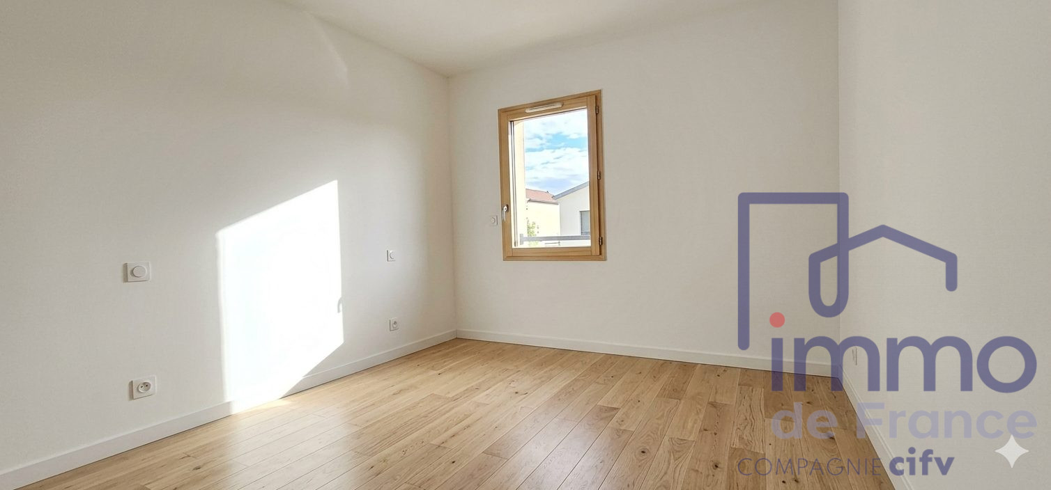 VENTE DE PRESTIGE - Maison - Saint-Bonnet-les-Oules (42330) - 360000.00 €
