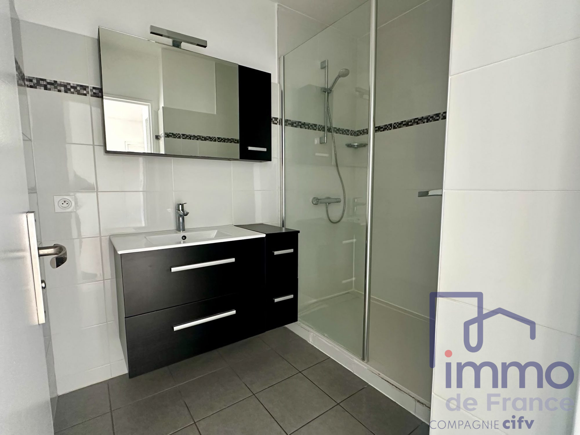 VENTE - Appartement - Saint-Étienne (42100) - 79000.00 €