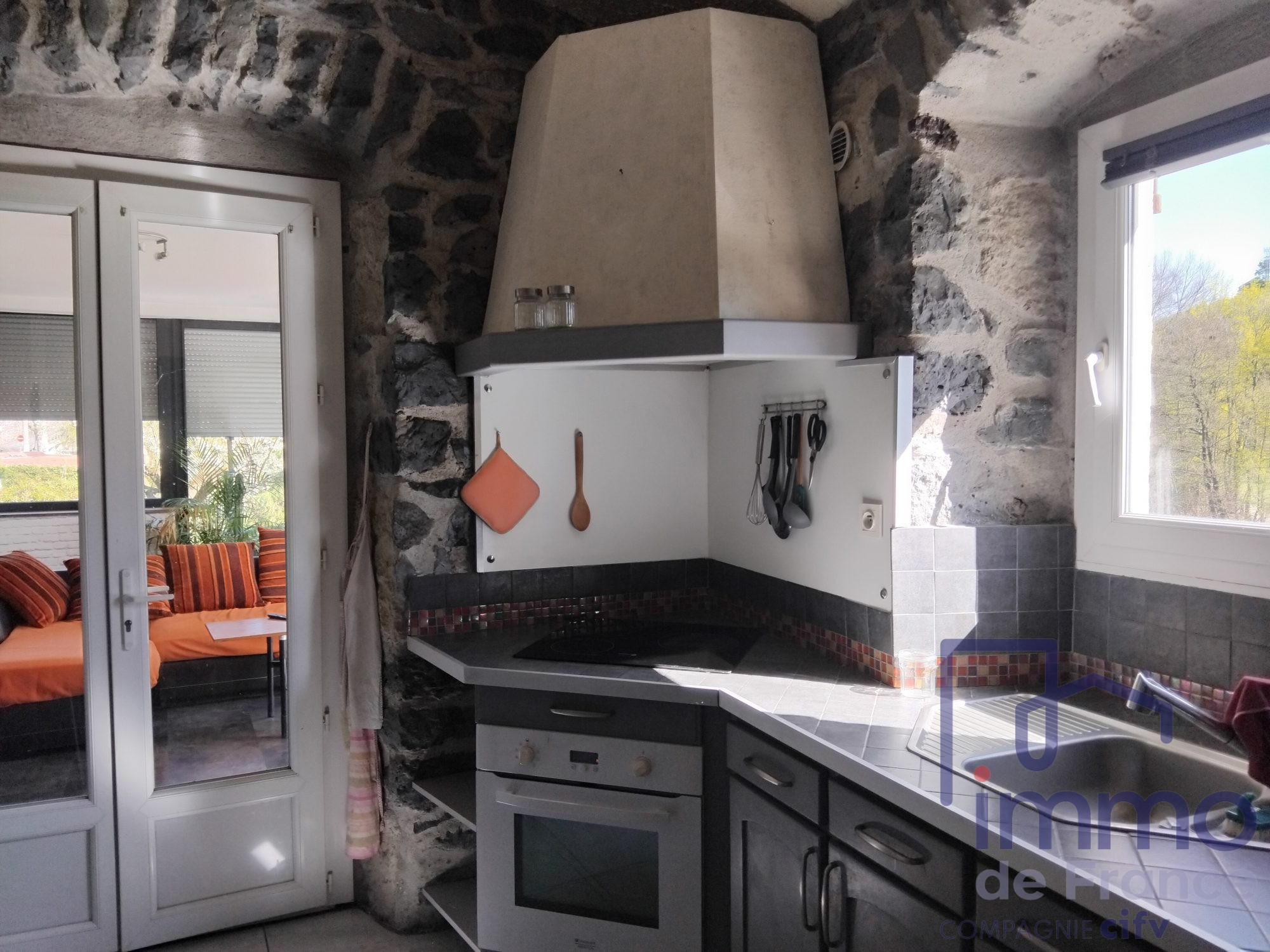 VENTE - Maison - Le Puy-en-Velay (43000) - 270000.00 €