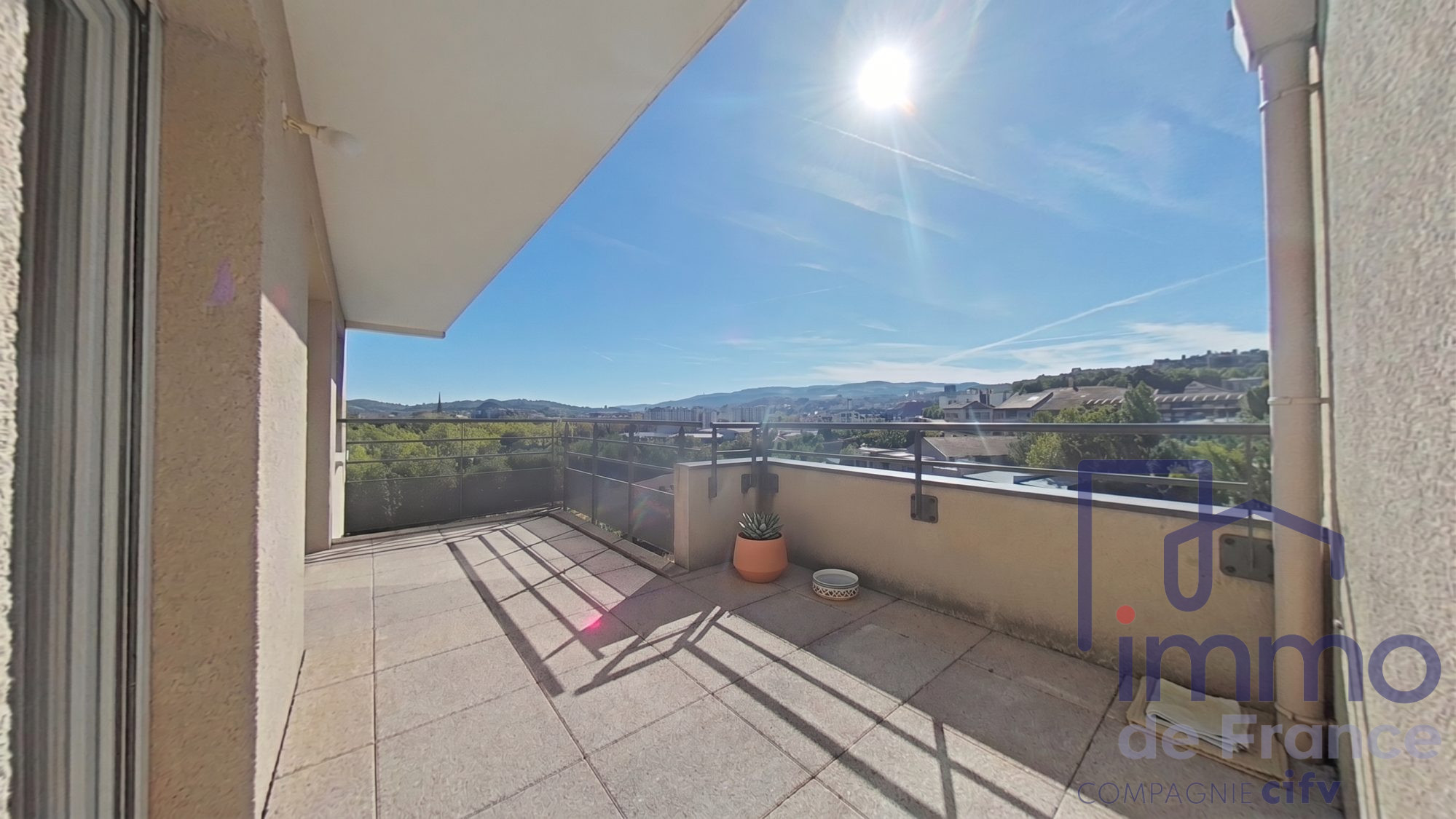 VENTE - Appartement - Saint-Étienne (42000) - 125000.00 €