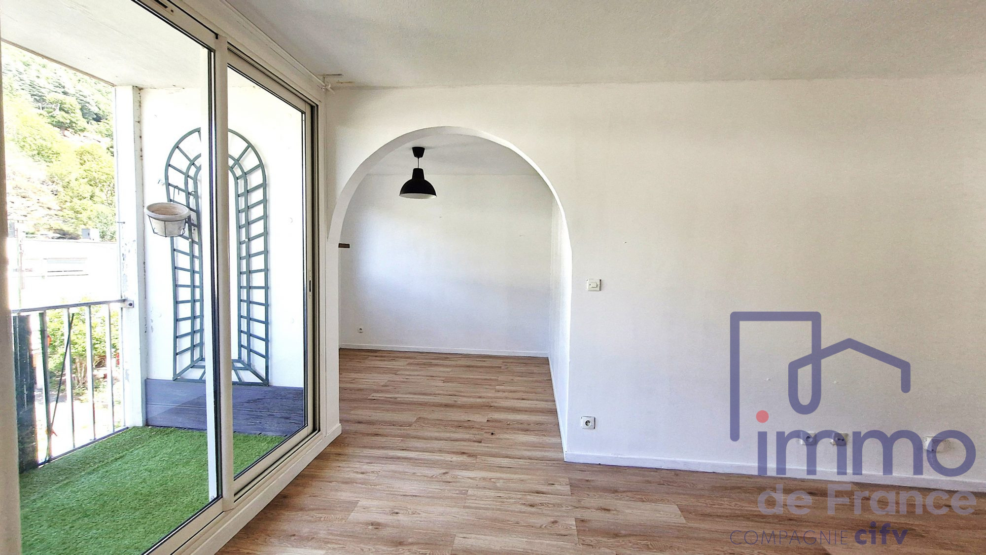 VENTE - Appartement - Saint-Étienne (42100) - 115000.00 €