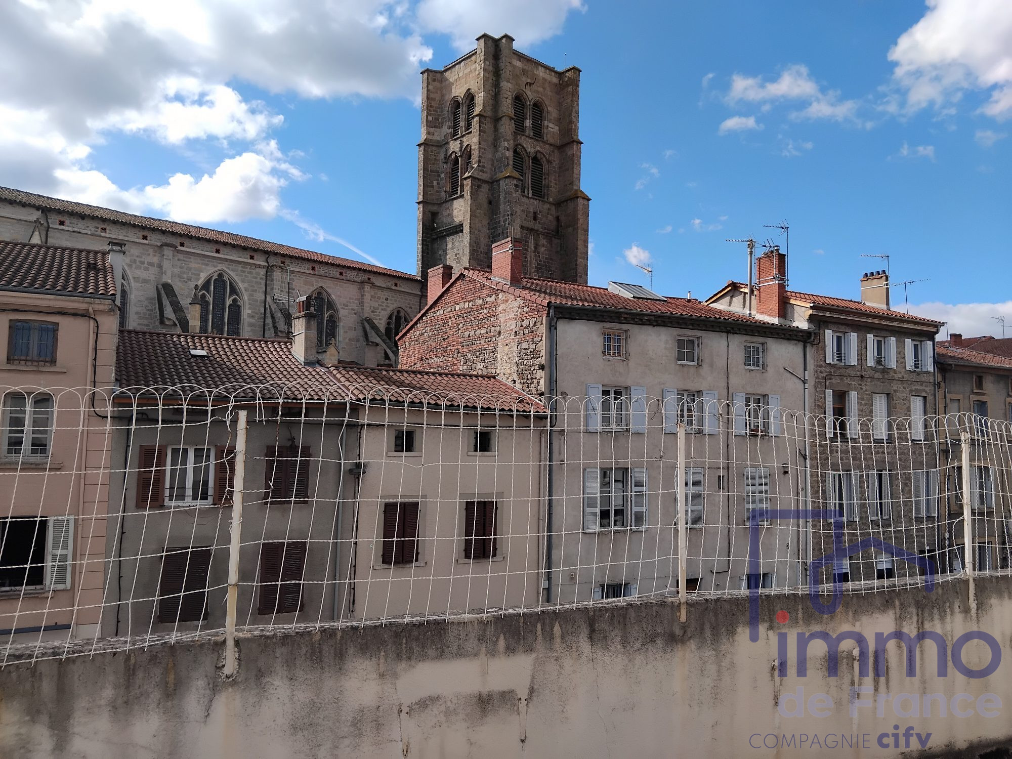 VENTE - Immeuble - Montbrison (42600) - 490000.00 €