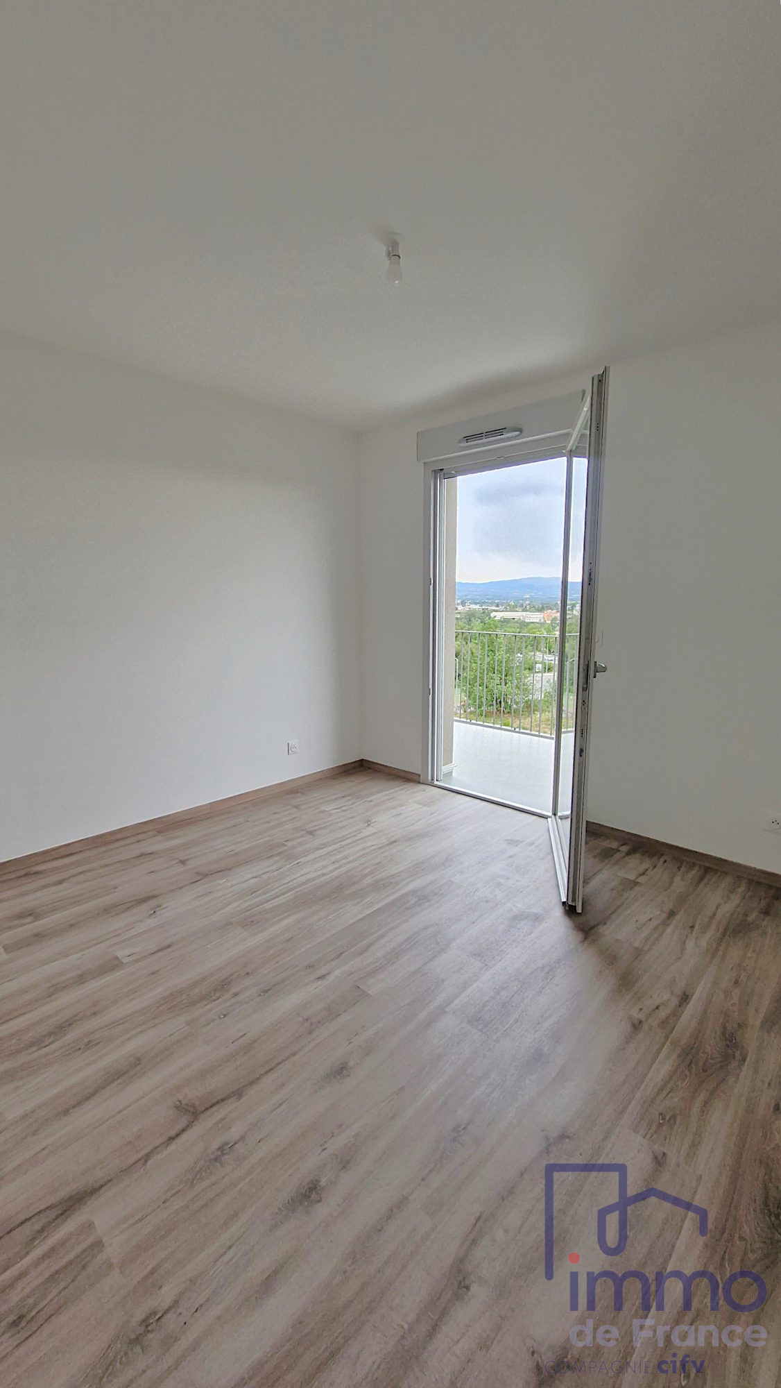 VENTE - Appartement - Andrézieux-Bouthéon (42160) - 230000.00 €