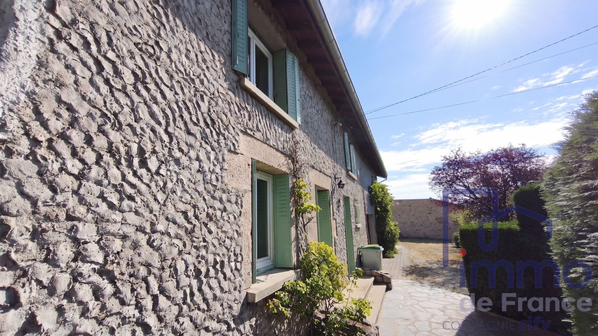 VENTE - Maison - Aboën (42380) - 135000.00 €