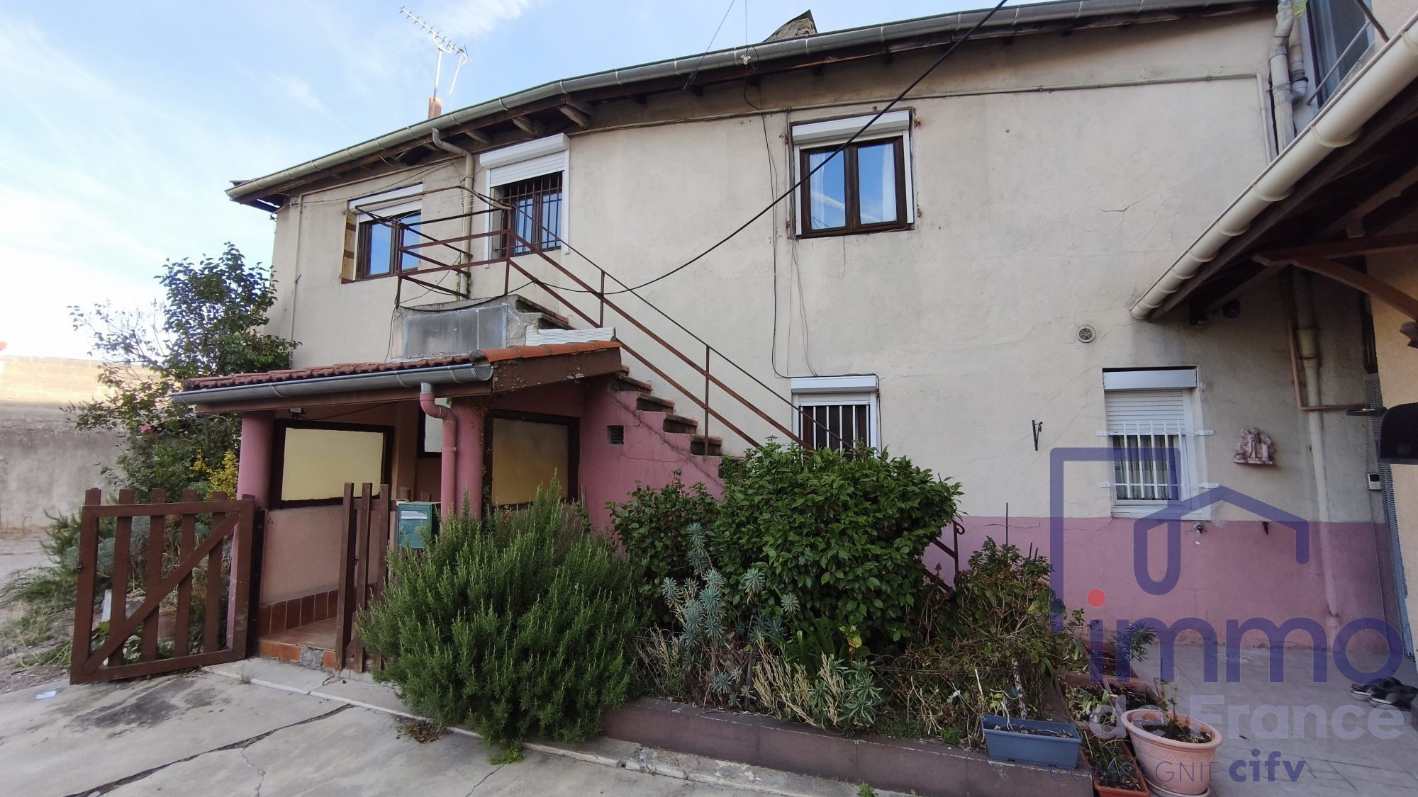 VENTE - Maison - Saint-Étienne (42000) - 55000.00 €