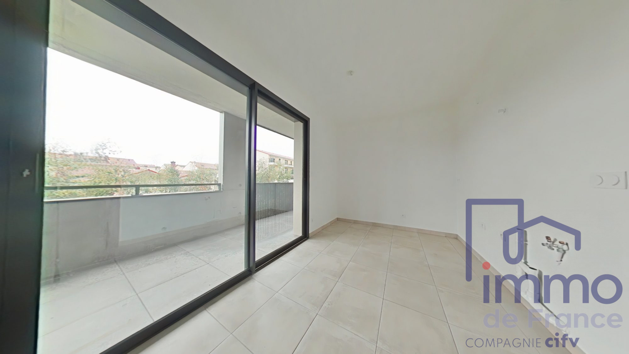 VENTE - Appartement - Saint-Genest-Lerpt (42530) - 228000.00 €