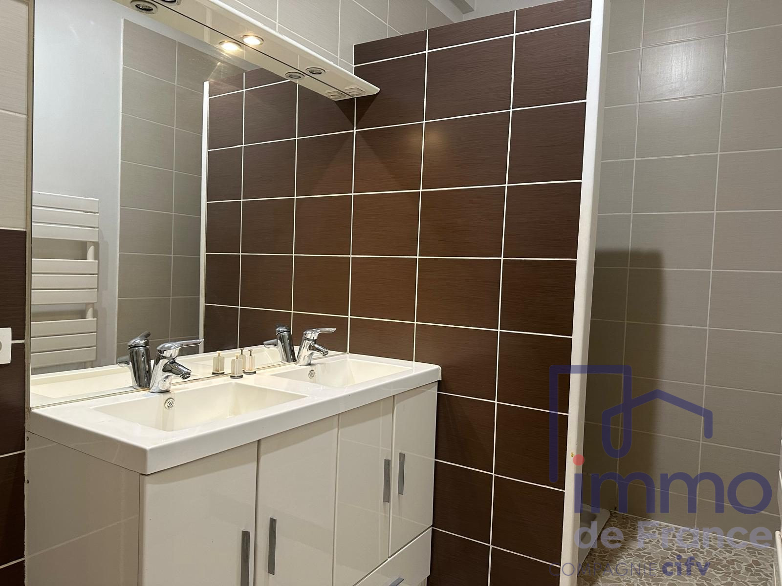 VENTE - Appartement - Saint-Étienne (42000) - 79000.00 €