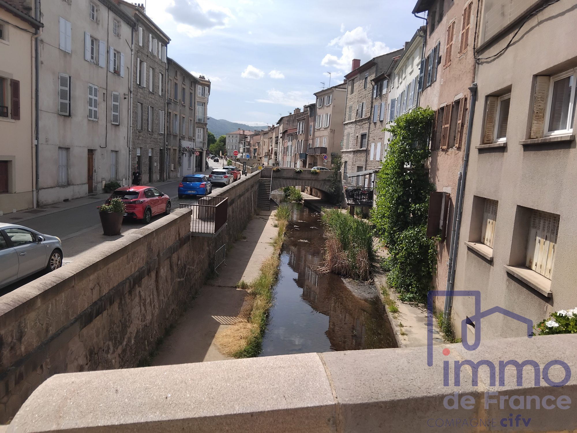 VENTE - Immeuble - Montbrison (42600) - 490000.00 €