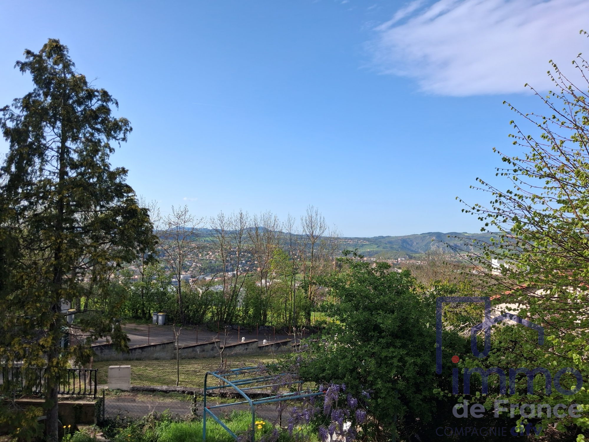 VENTE DE PRESTIGE - Maison - Le Puy-en-Velay (43000) - 190000.00 €