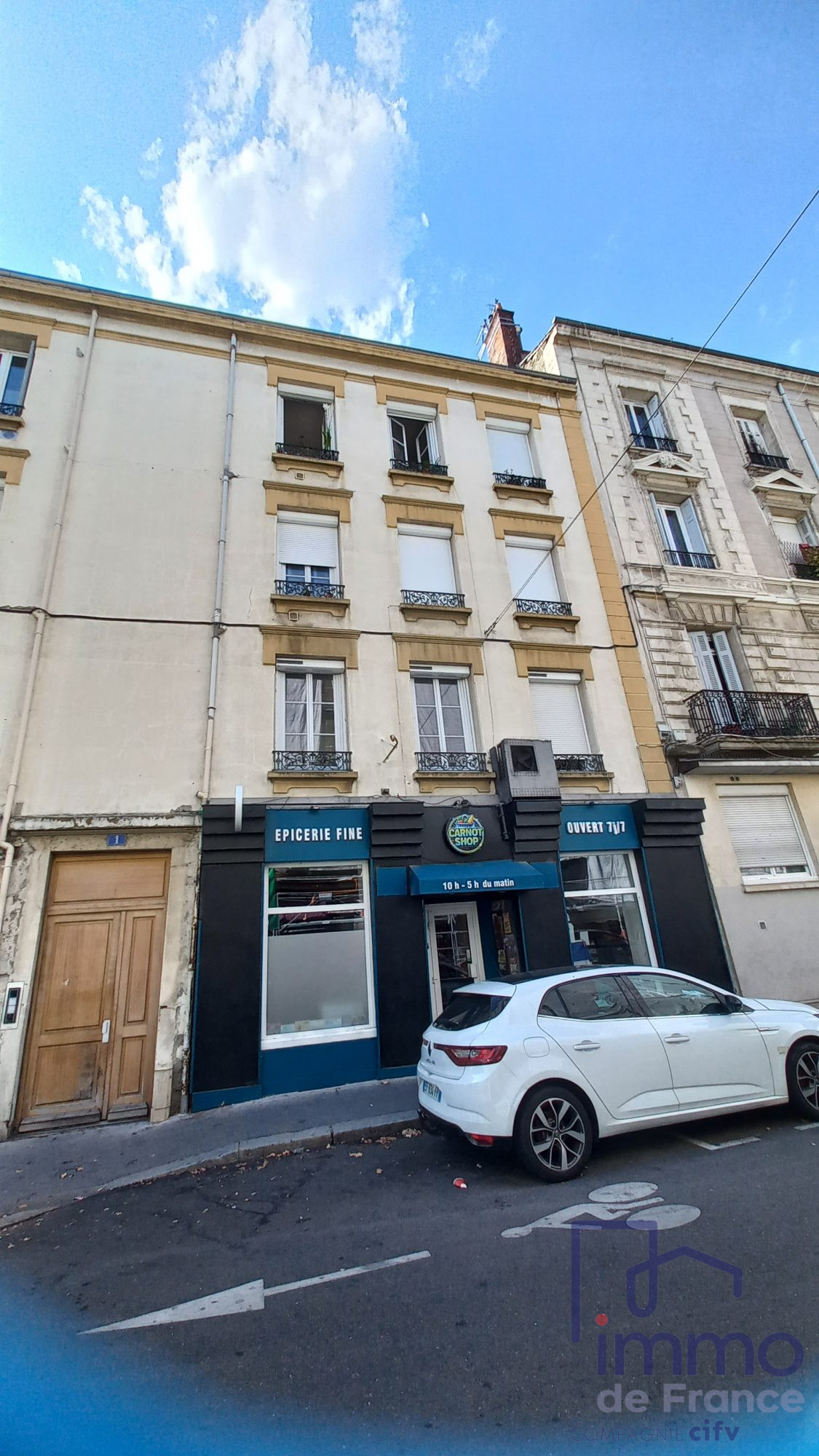 VENTE - Immeuble - Saint-Étienne (42000) - 270000.00 €