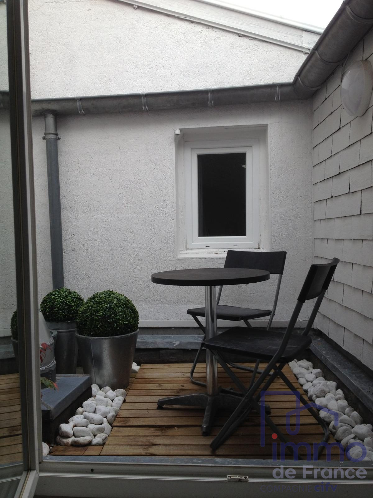 VENTE - Immeuble - St Etienne (42000) - 300000.00 €