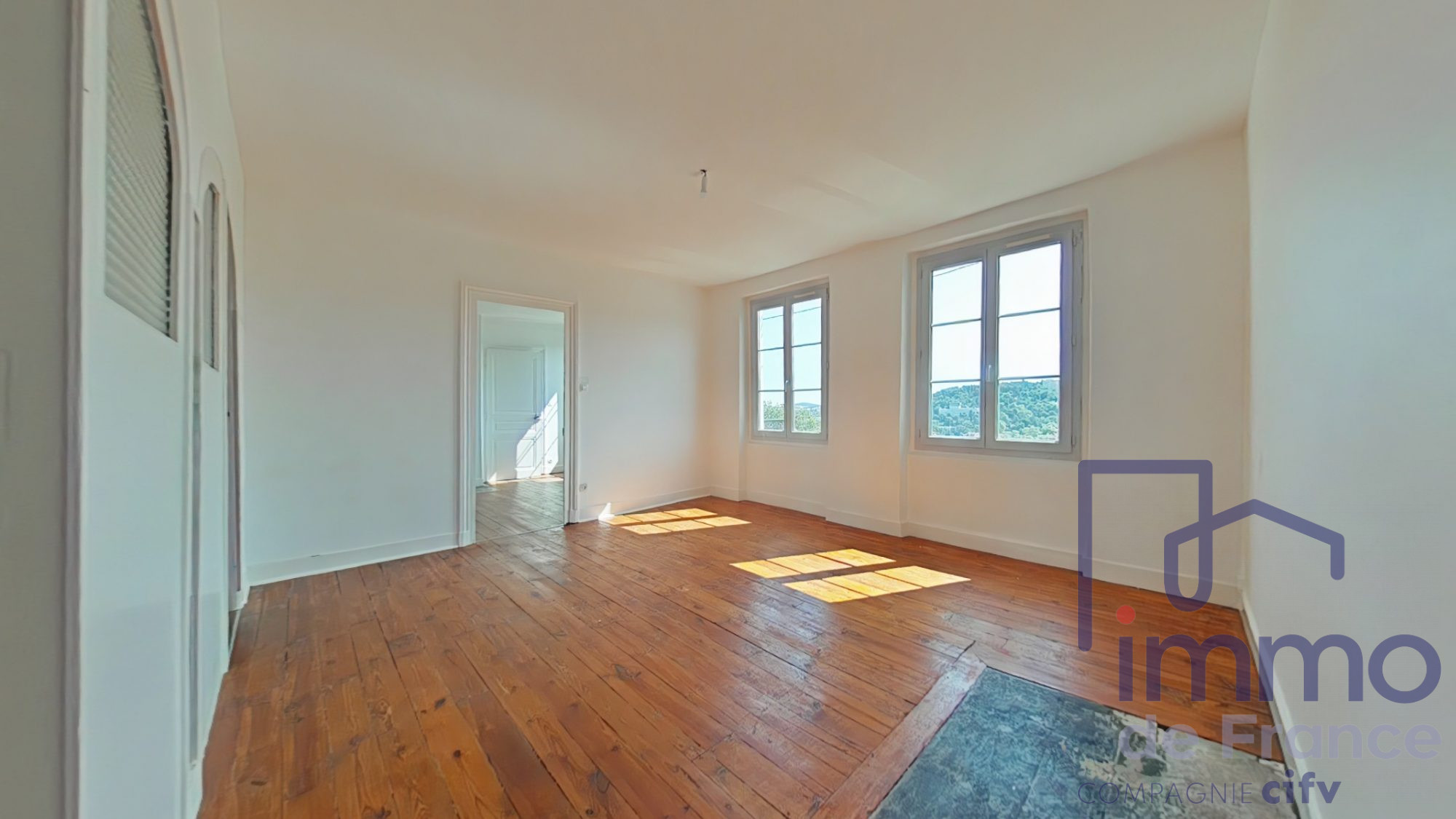 VENTE - Appartement - Saint-Étienne (42000) - 69000.00 €