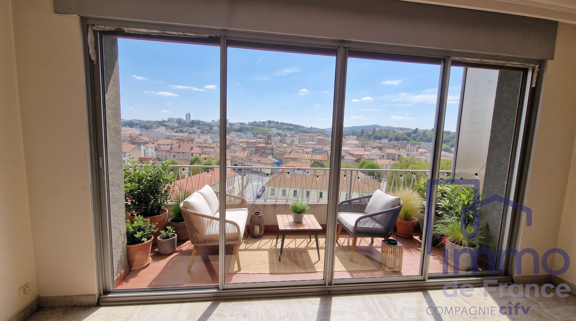 VENTE DE PRESTIGE - Appartement - Saint-Étienne (42100) - 139000.00 €