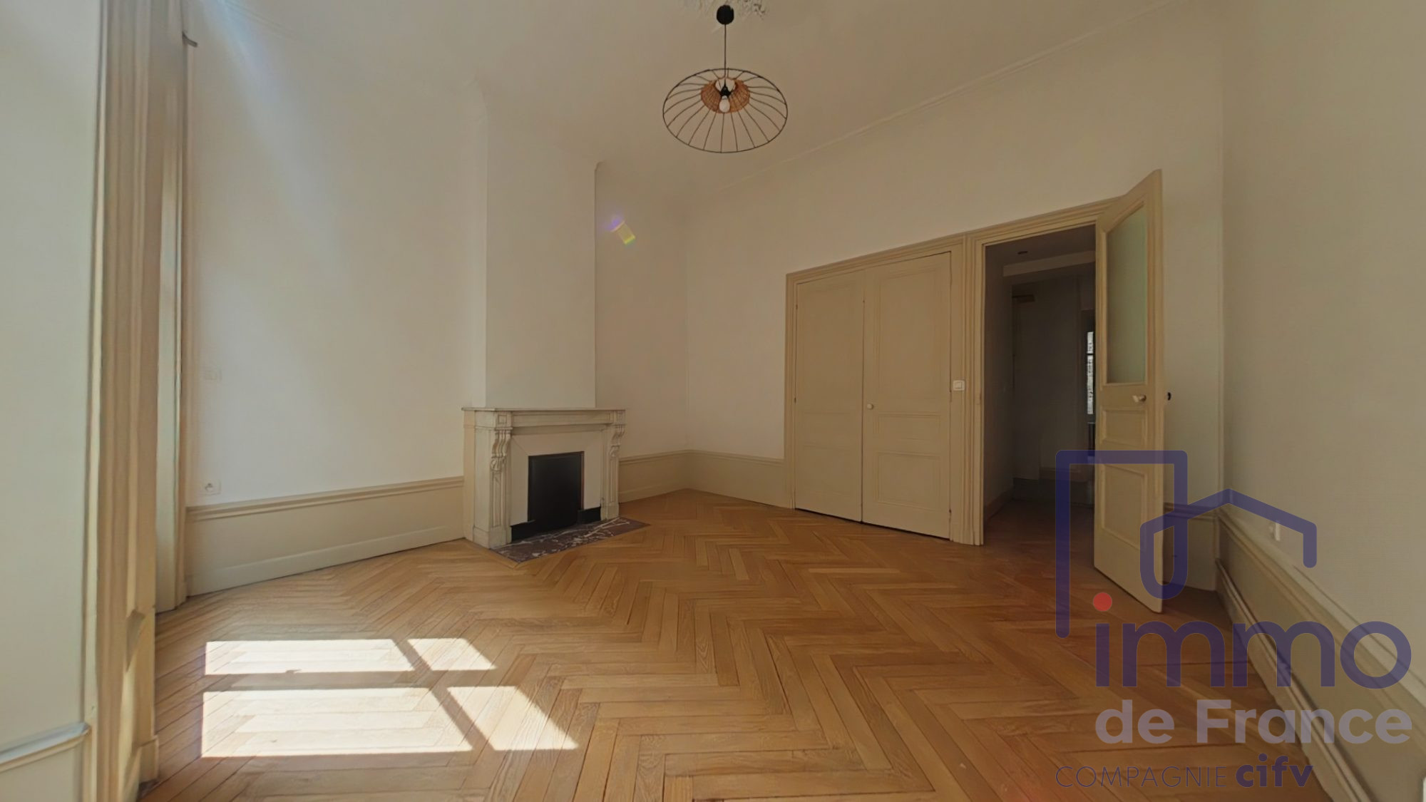 VENTE - Appartement - Saint-Étienne (42000) - 98000.00 €