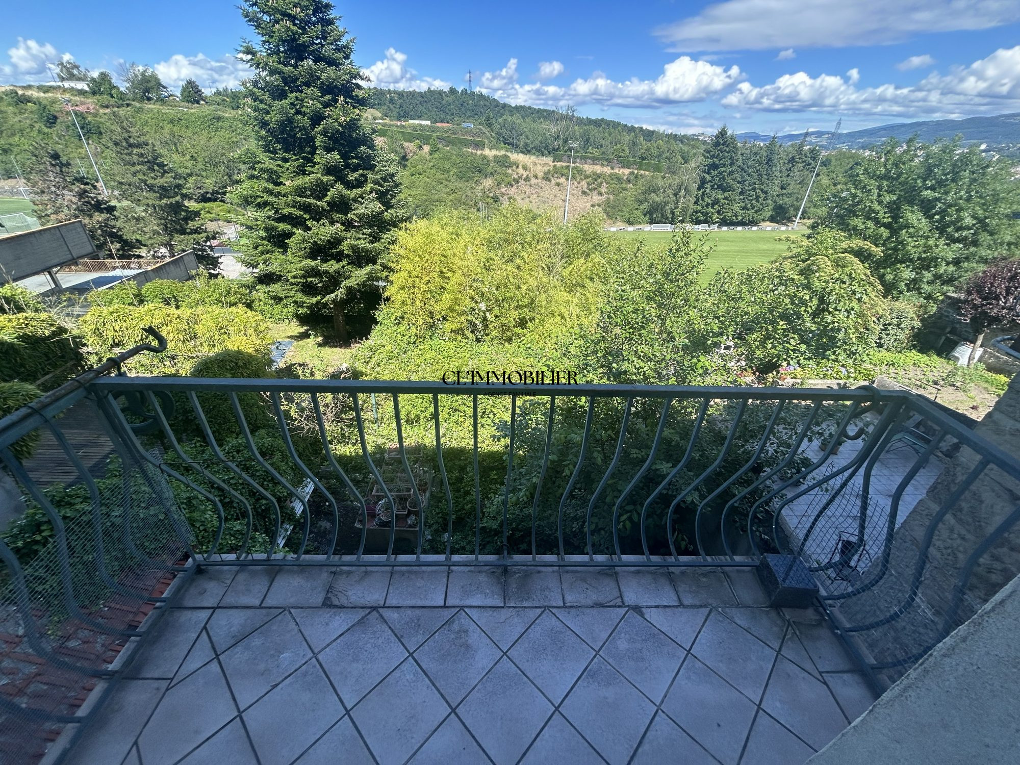 VENTE - Immeuble - Saint-Étienne (42000) - 99000 €