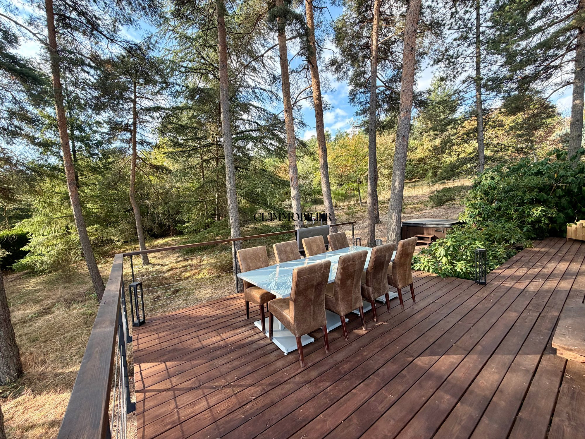 VENTE DE PRESTIGE - Maison - Chambles (42170) - 599000 €