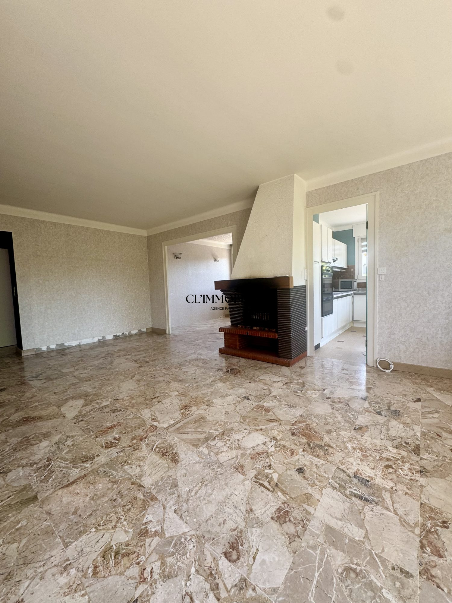 VENTE DE PRESTIGE - Appartement - Saint-Just-Saint-Rambert (42170) - 195000 €