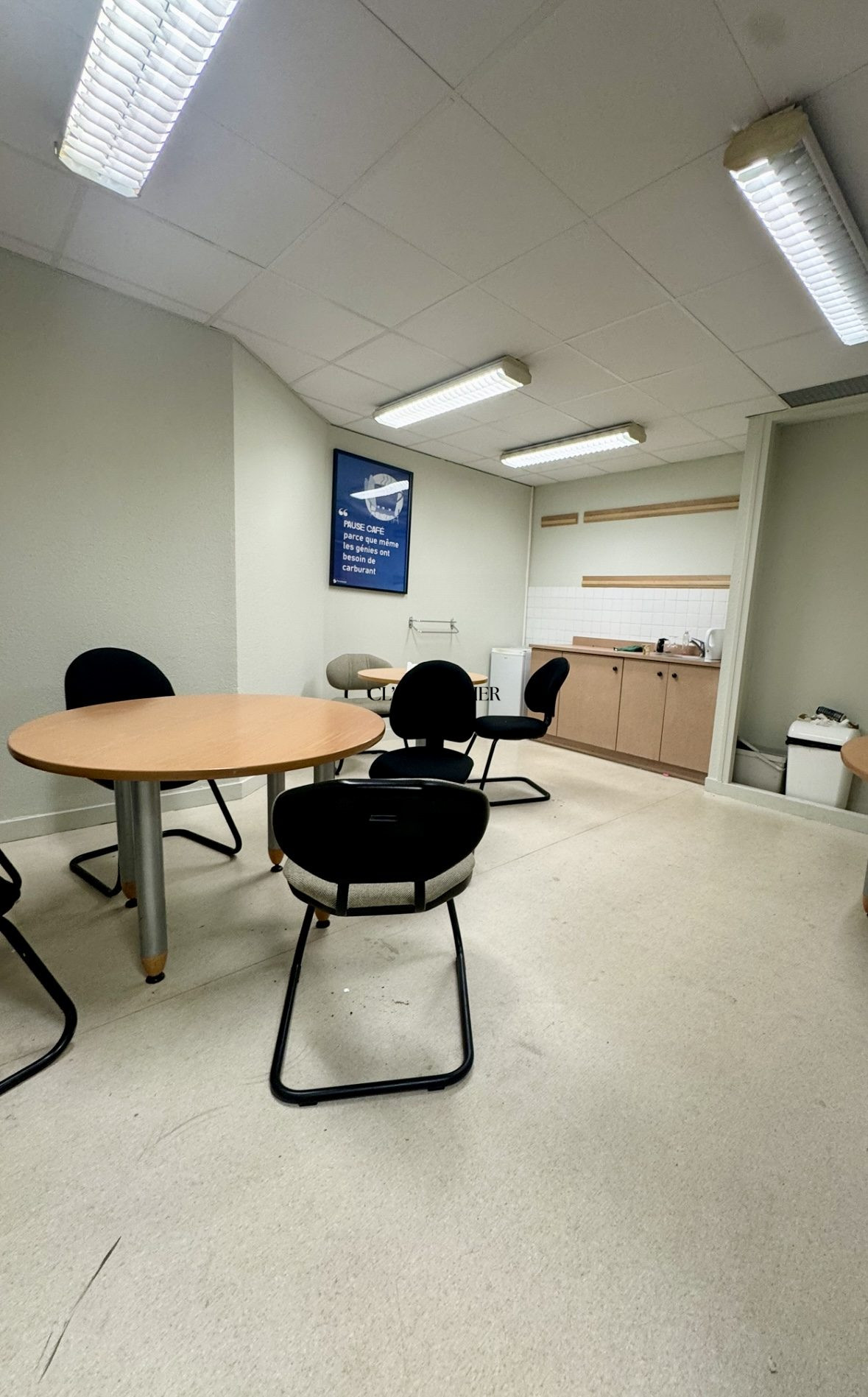 VENTE - Bureaux - Saint-Étienne (42000) - 714000 €