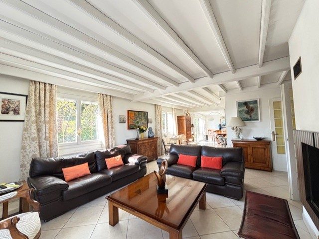 VENTE - Maison - Saint-Genest-Lerpt (42530) - 469000 €