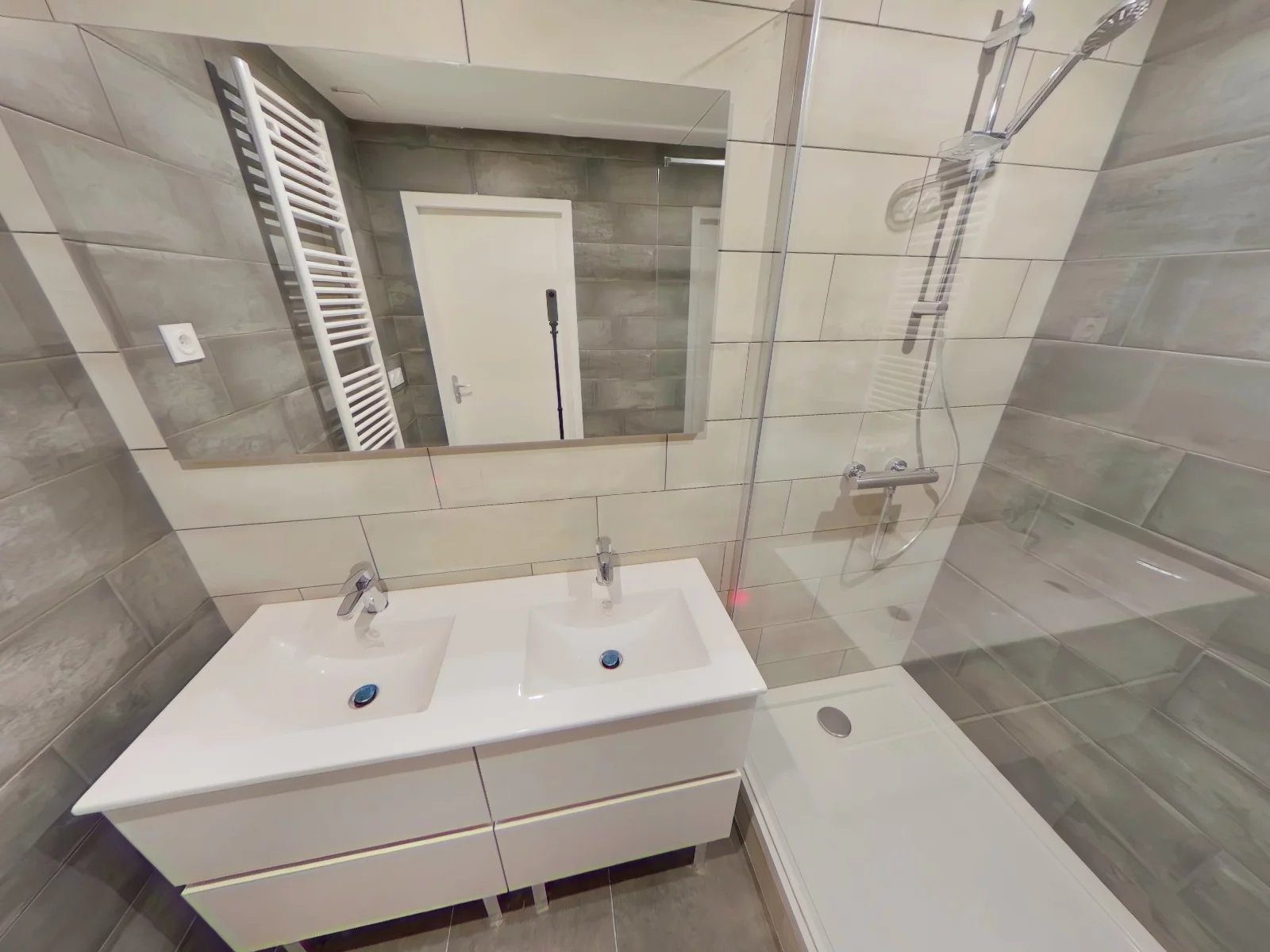 LOCATION - Appartement - Montbrison (42600) - 623 €