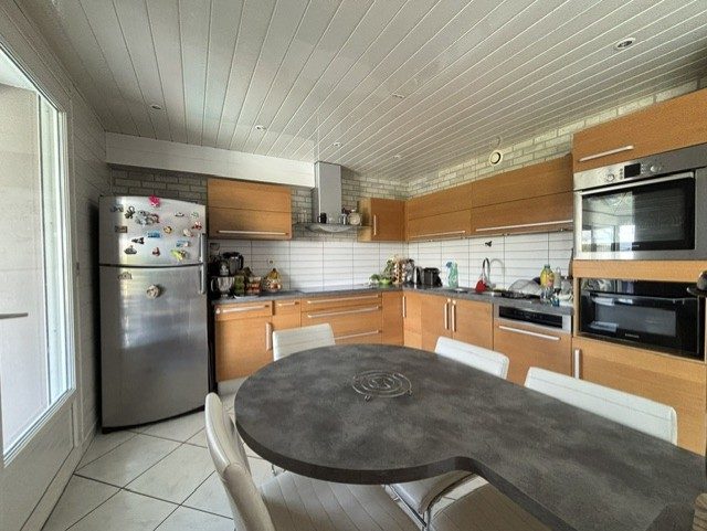 VENTE - Maison - Saint-Genest-Lerpt (42530) - 349000 €