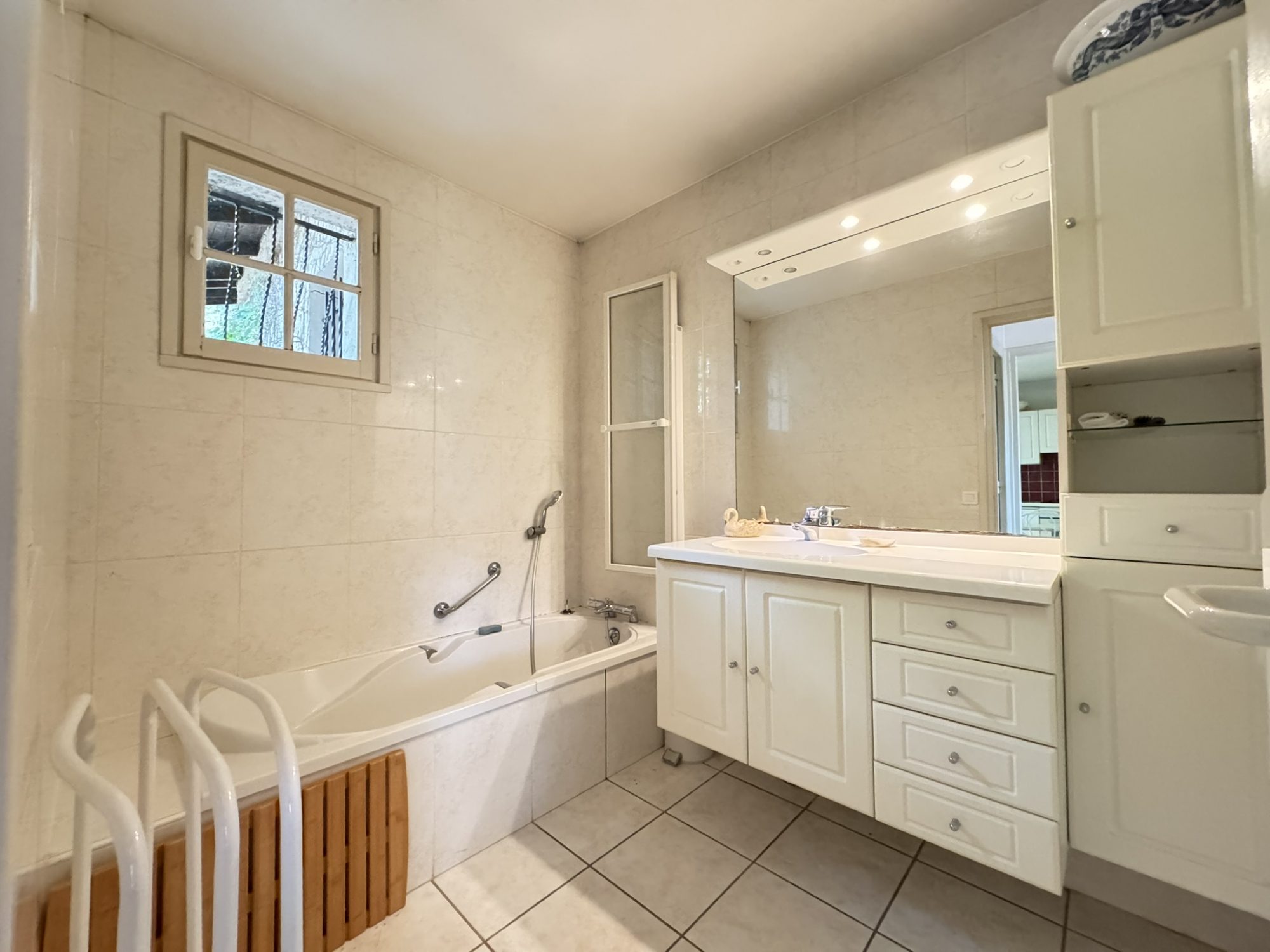 VENTE - Maison - L'Étrat (42580) - 239000 €