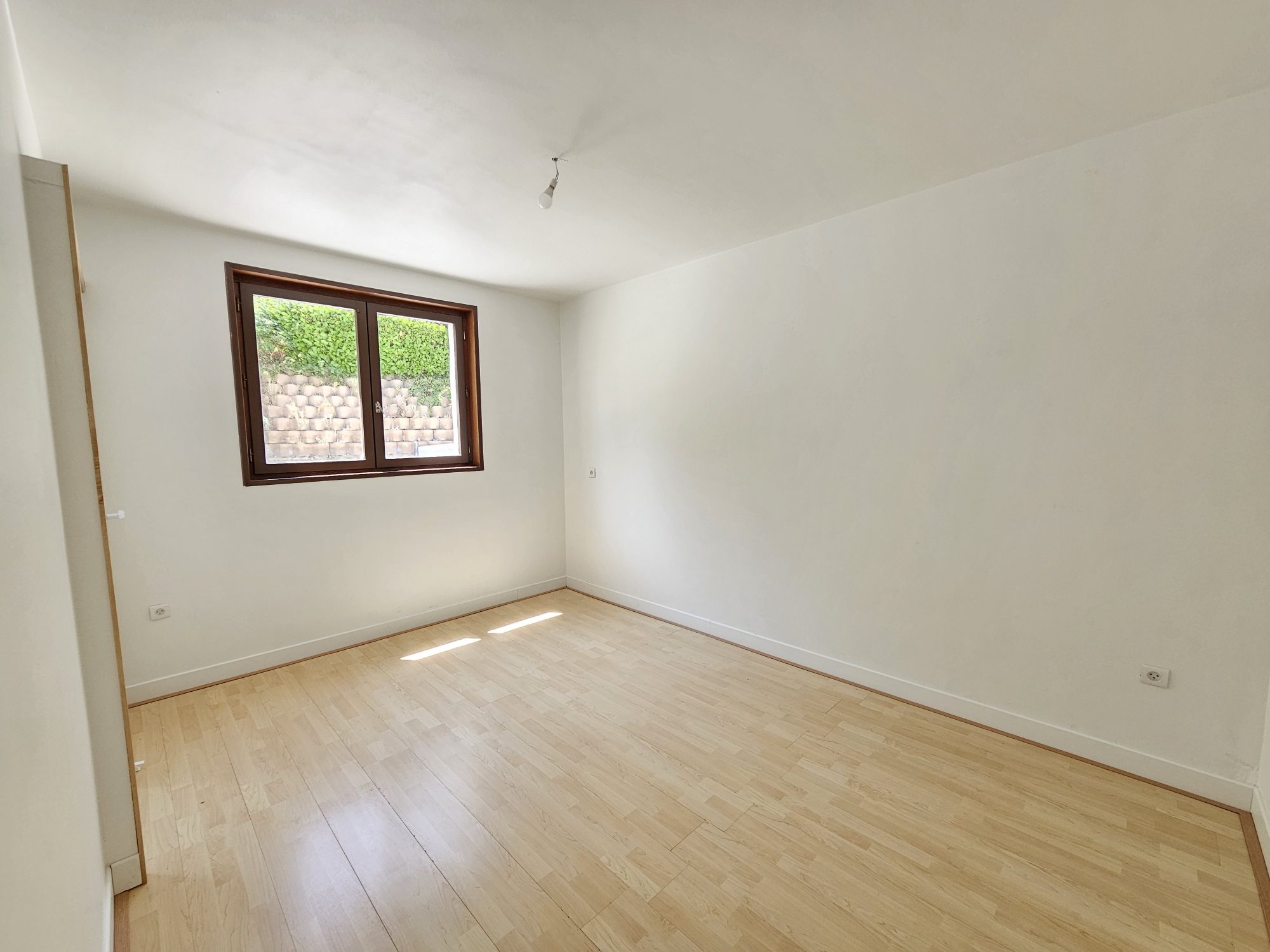LOCATION - Appartement - Saint-Priest-en-Jarez (42270) - 620 €