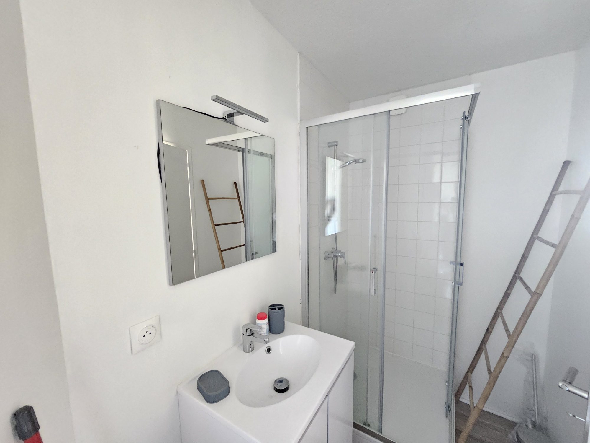 LOCATION - Appartement - Saint-Étienne (42000) - 400 €