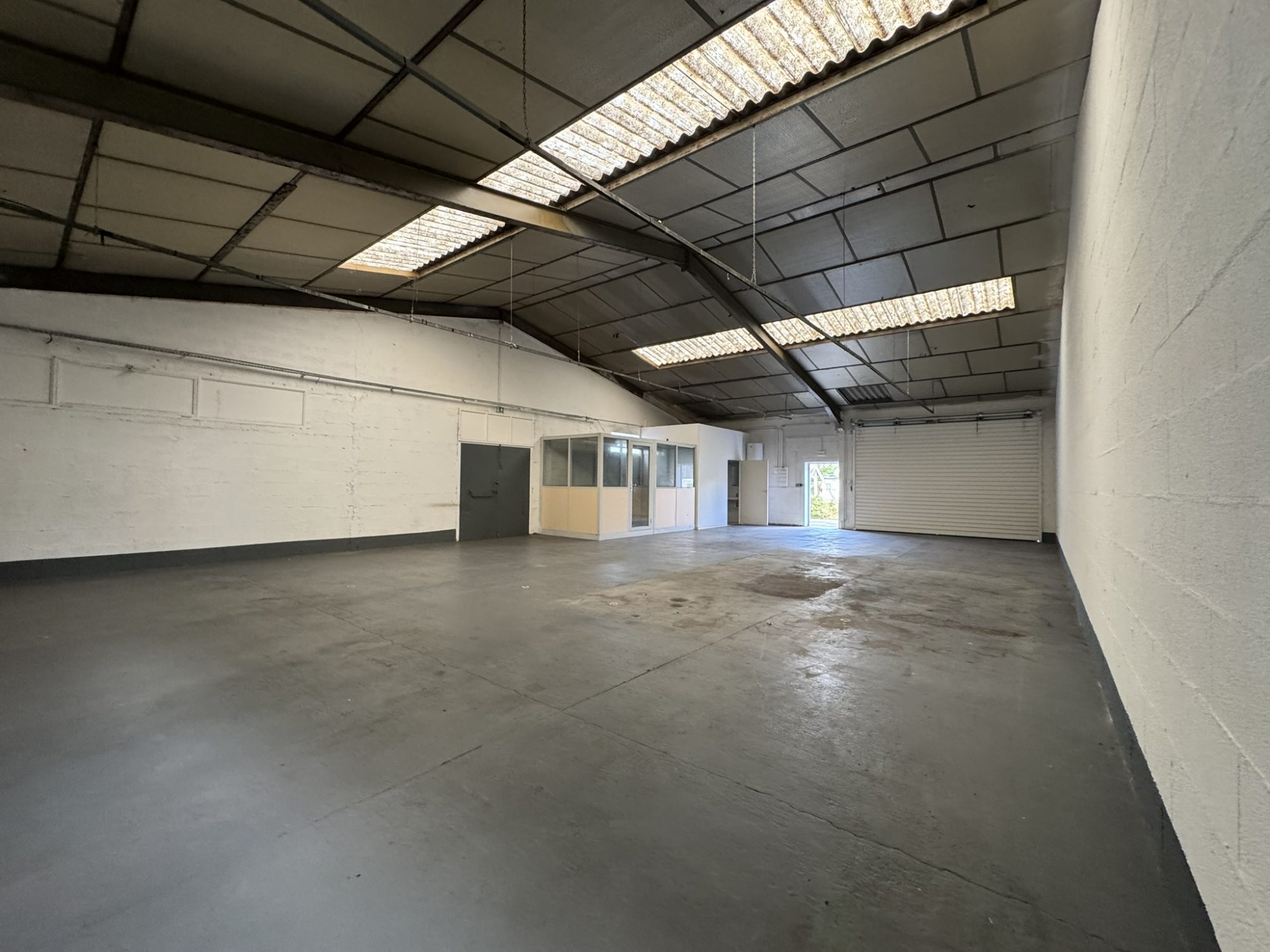 LOCATION - Local - Saint-Étienne (42000) - 980 €