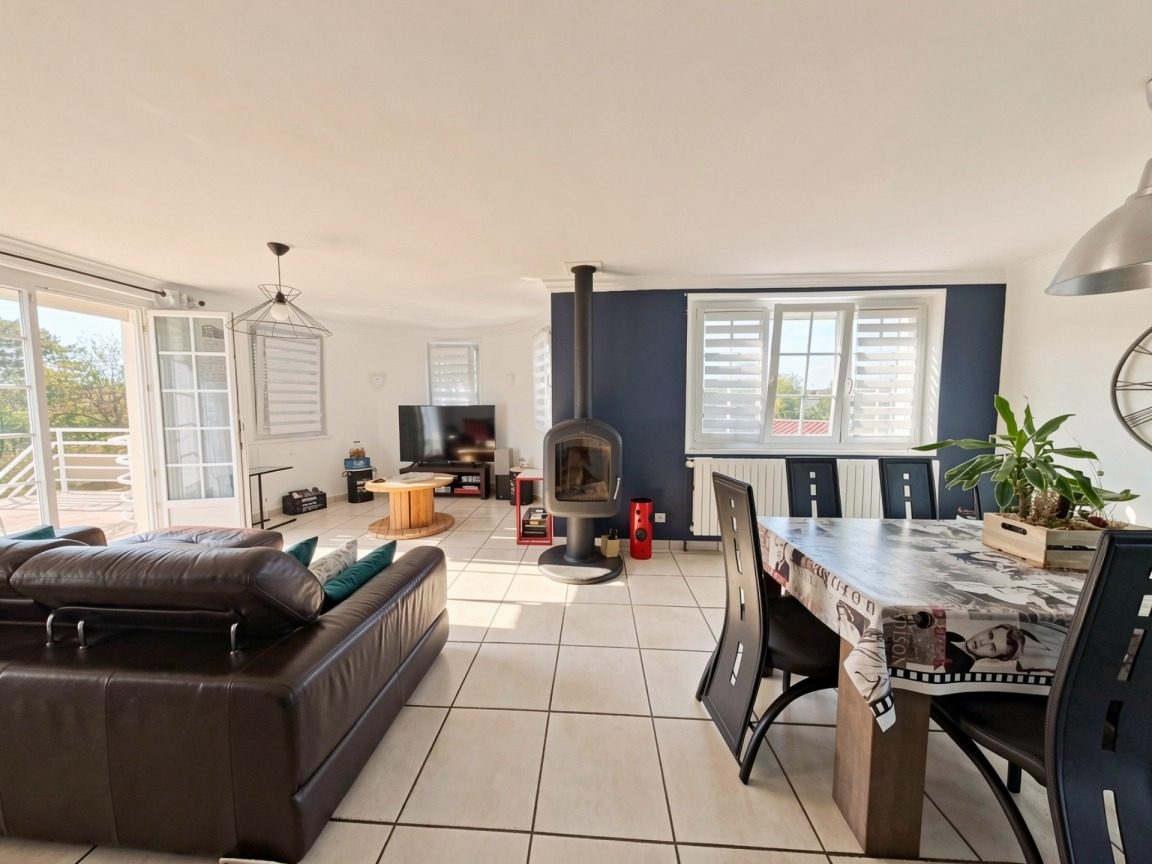 VENTE - Maison - Andrézieux-Bouthéon (42160) - 459000 €