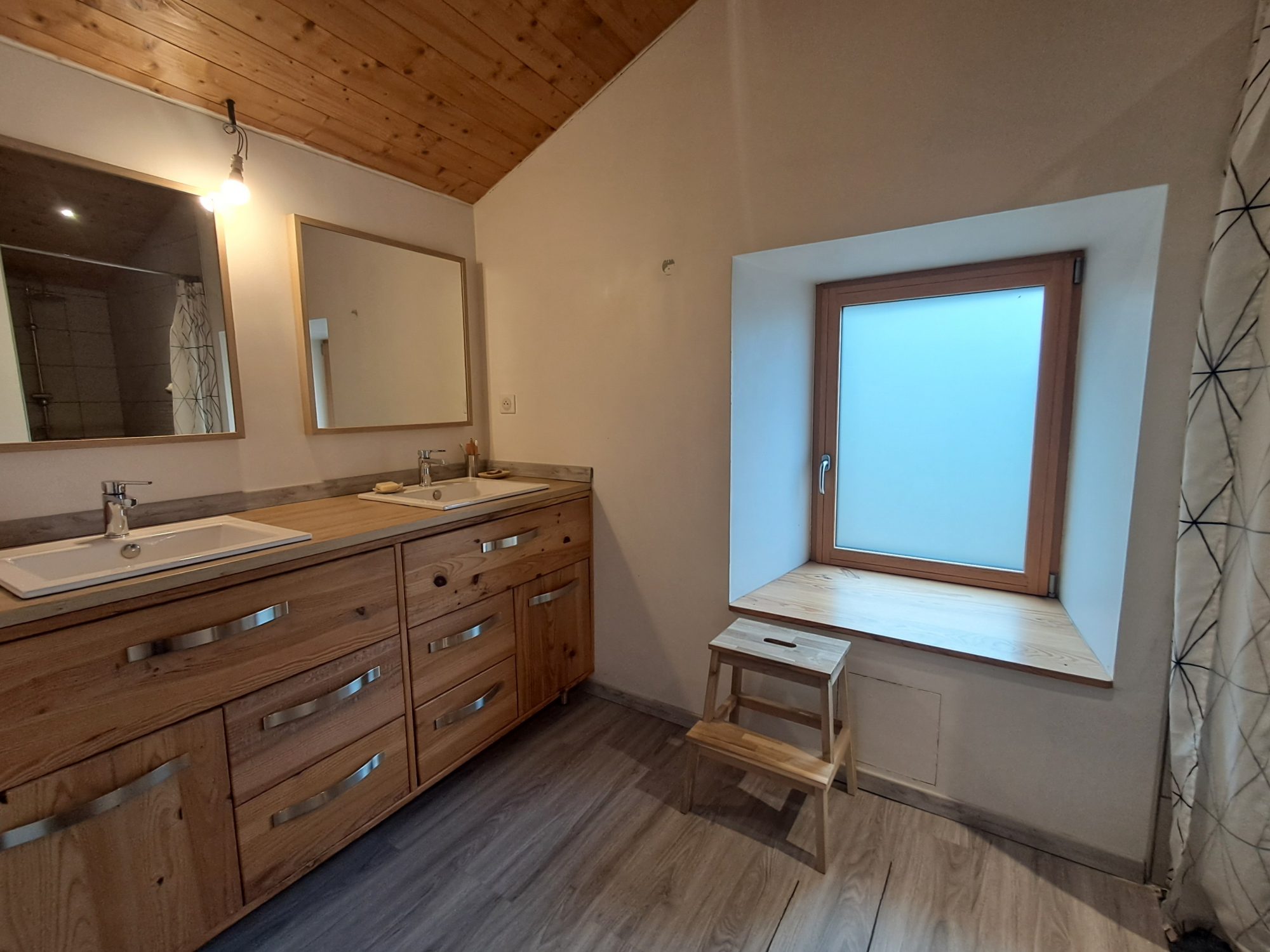 VENTE - Maison - Saint-Pal-de-Chalencon (43500) - 205000 €