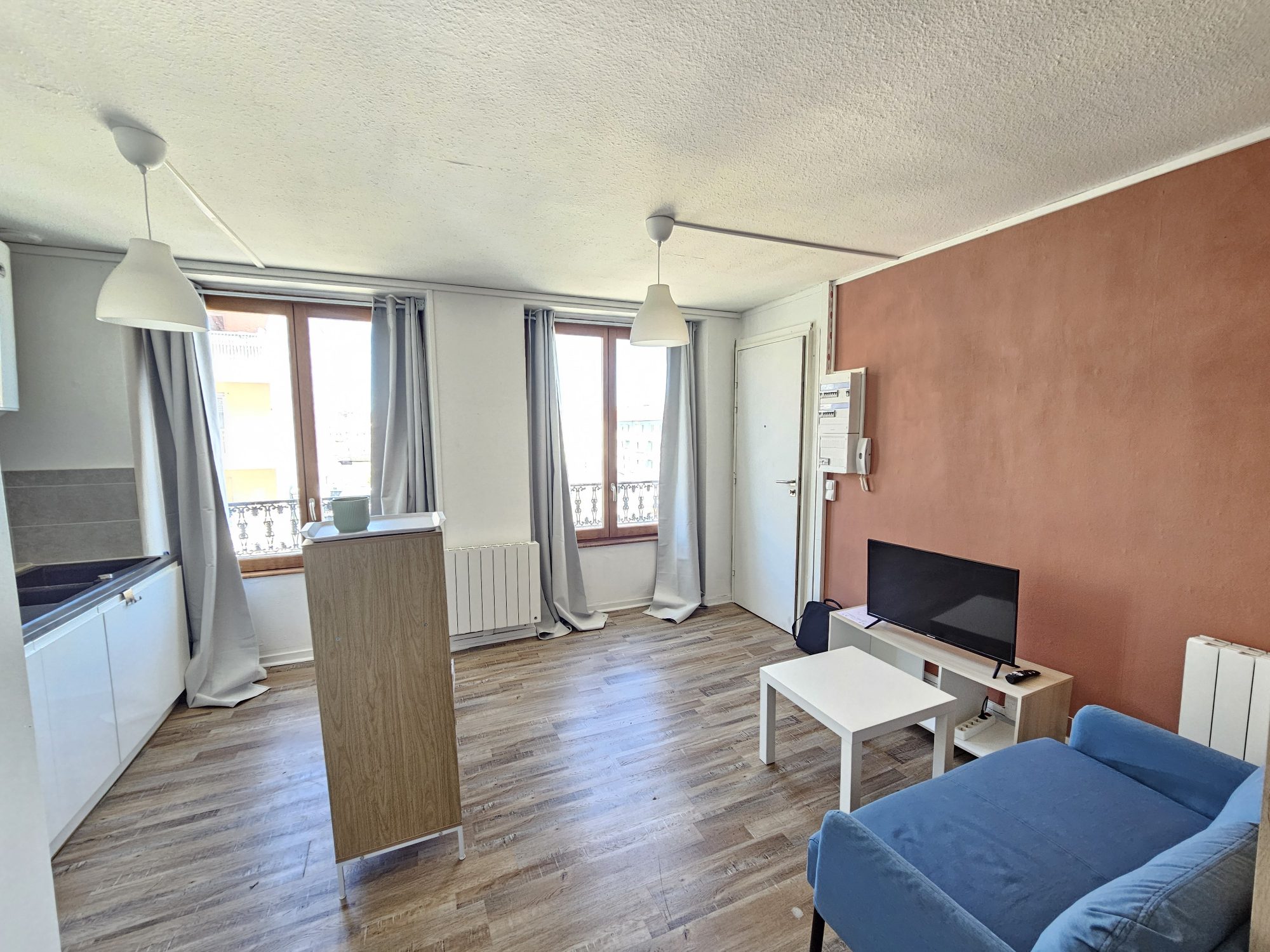 LOCATION - Appartement - Saint-Étienne (42000) - 400 €
