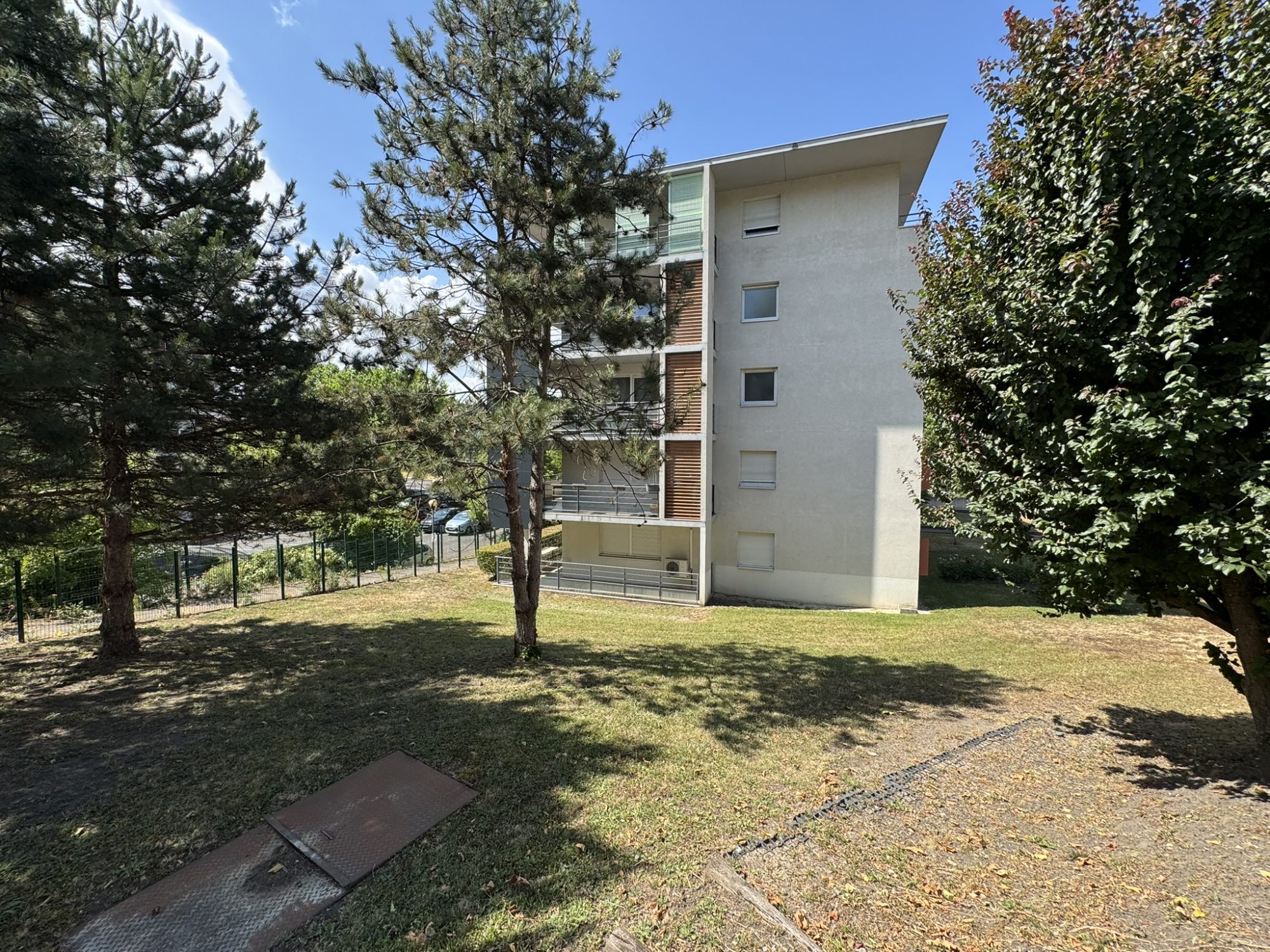 VENTE - Appartement - Saint-Priest-en-Jarez (42270) - 179900 €