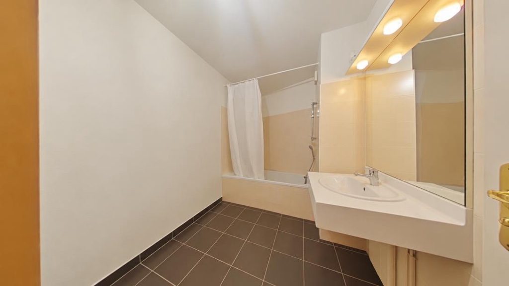 LOCATION - Appartement - Saint-Étienne (42000) - 890 €