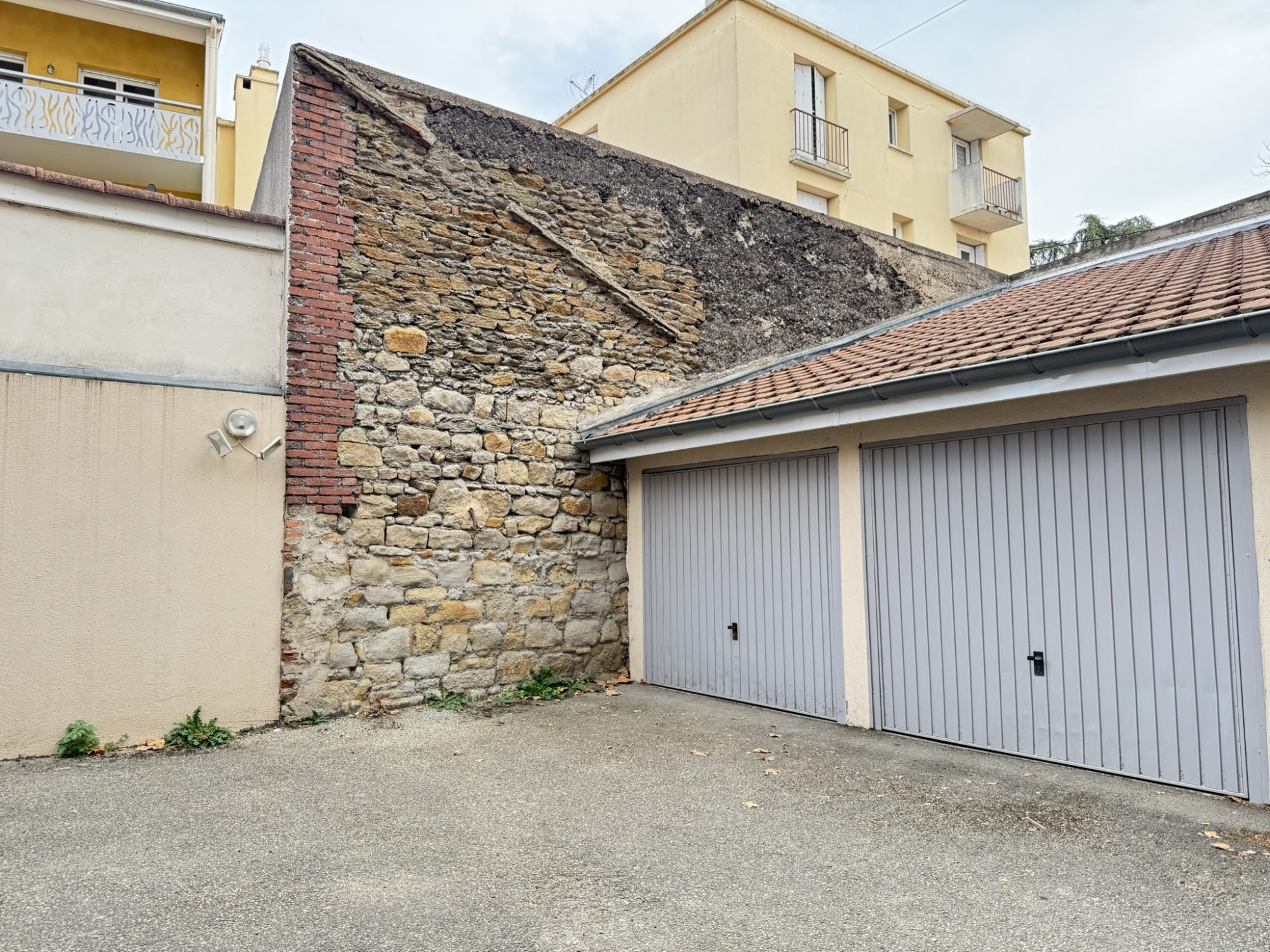 VENTE - Appartement - L'Étrat (42580) - 215000 €