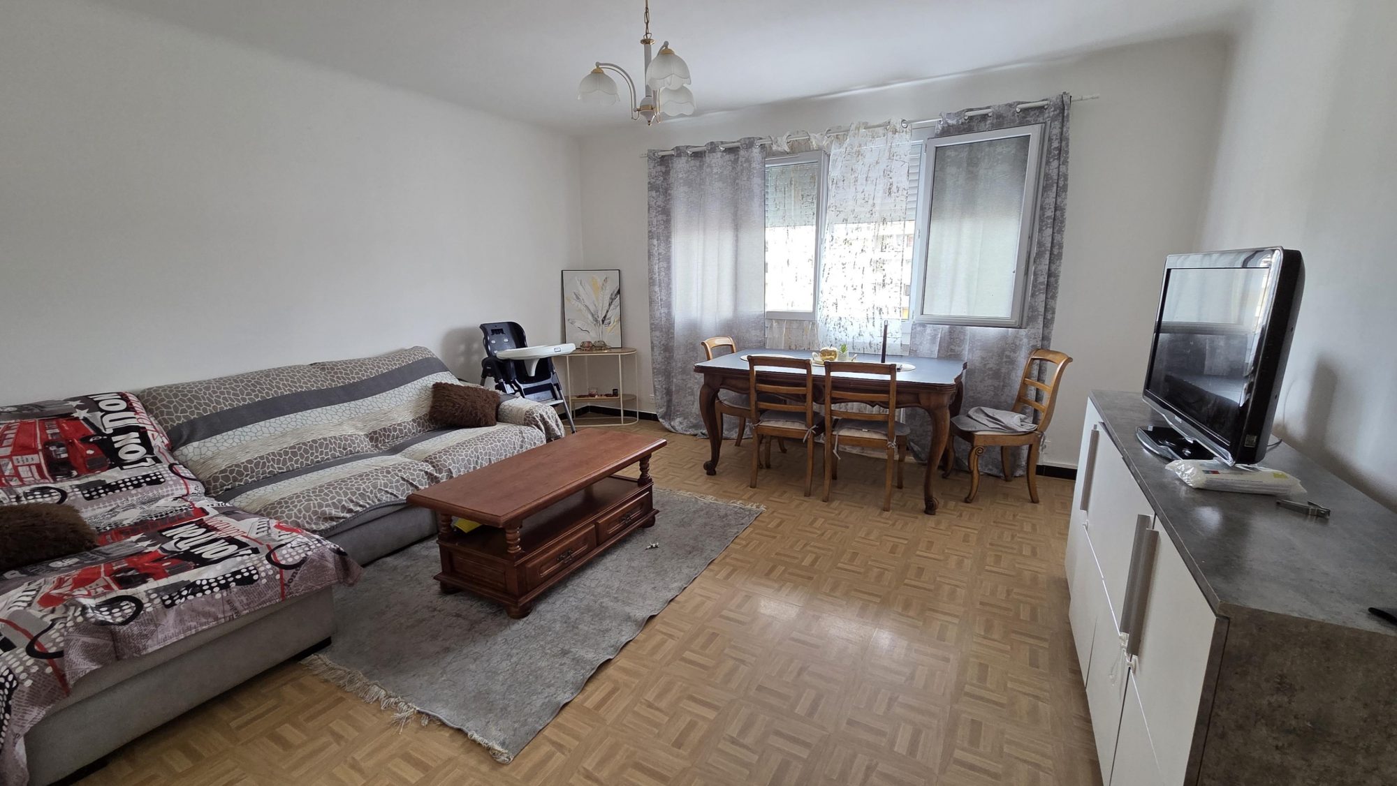VENTE - Immeuble - Saint-Étienne (42100) - 430000 €