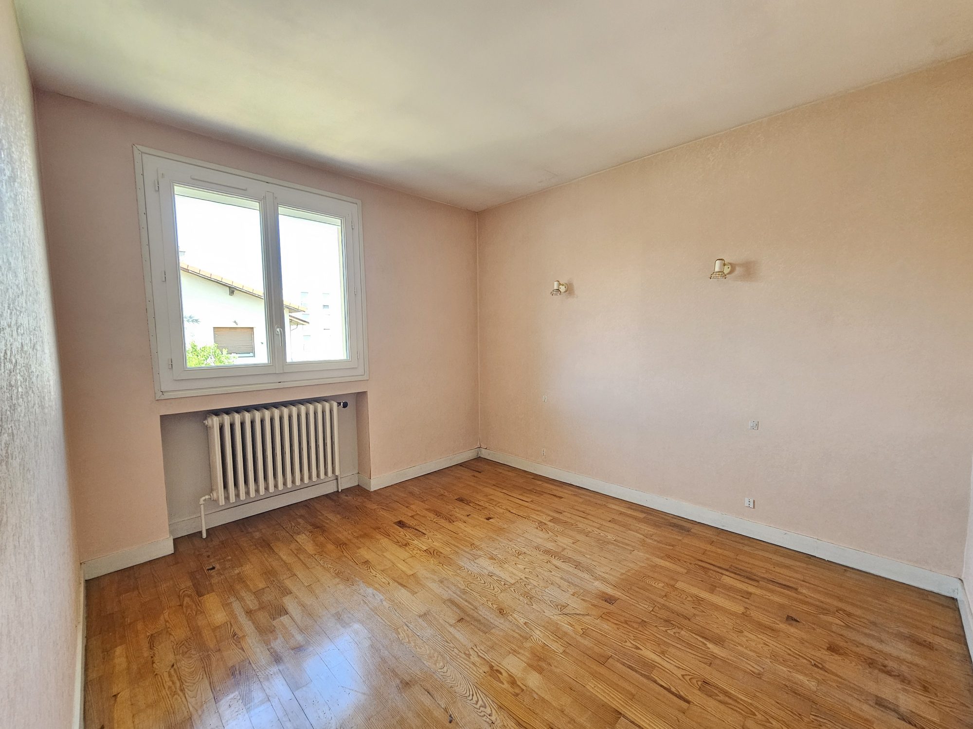 VENTE - Maison - L'Étrat (42580) - 249000 €