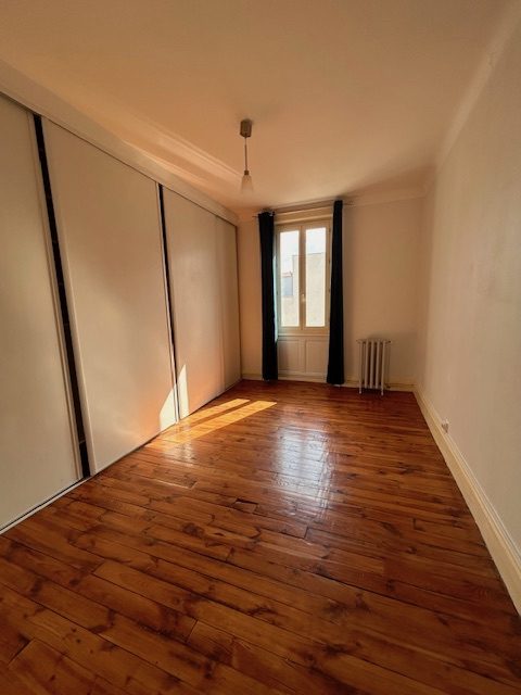 LOCATION - Appartement - Saint-Étienne (42000) - 880 €