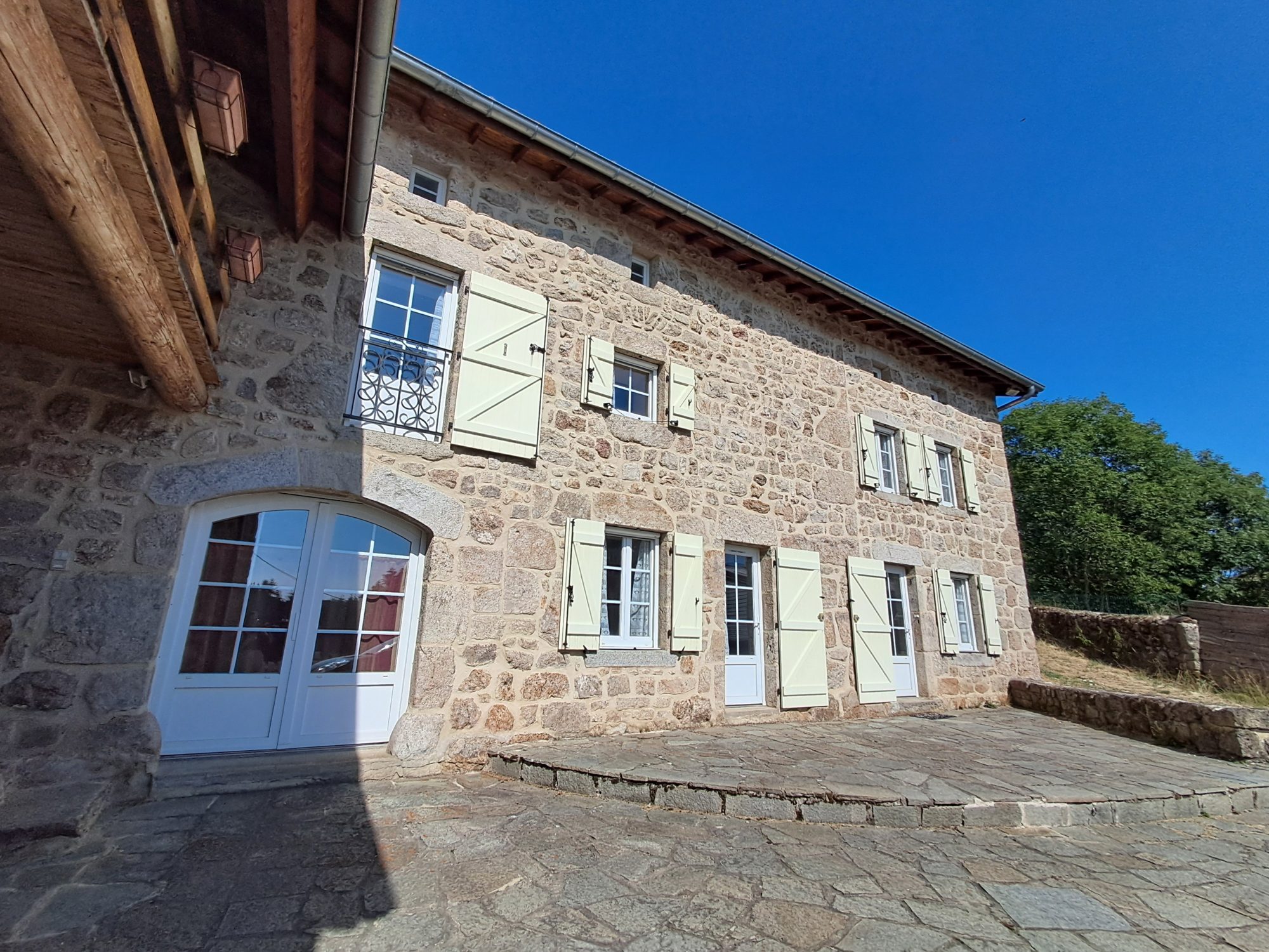 VENTE - Maison - Usson-en-Forez (42550) - 313500 €