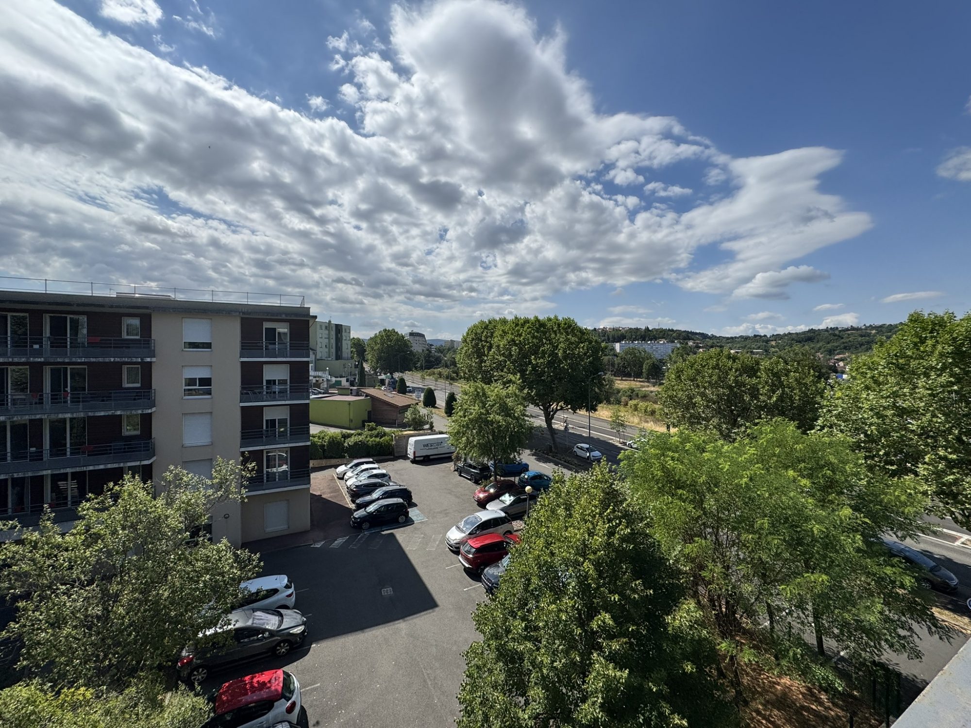 VENTE - Appartement - Saint-Priest-en-Jarez (42270) - 179900 €
