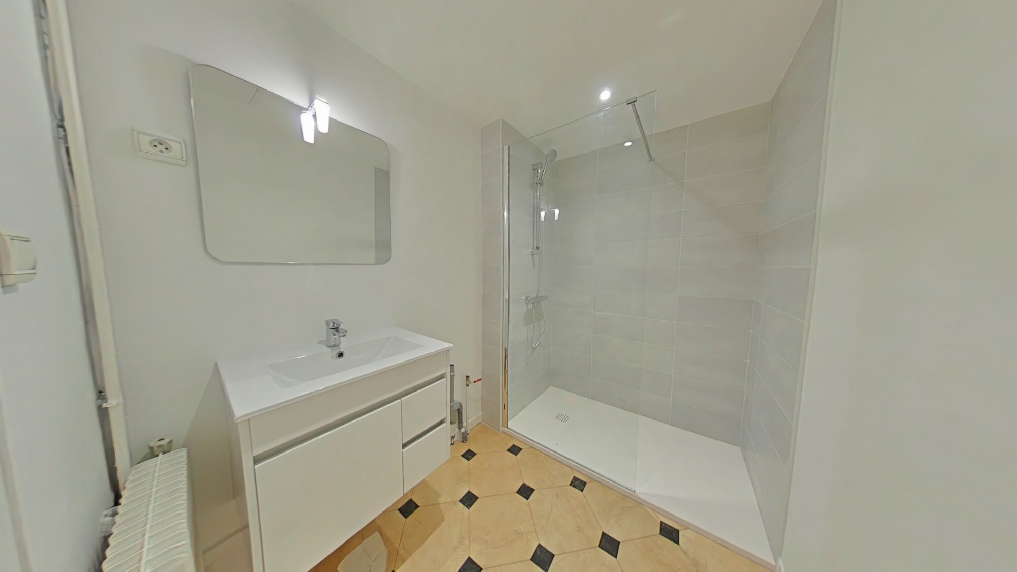 LOCATION - Appartement - Saint-Étienne (42000) - 650 €