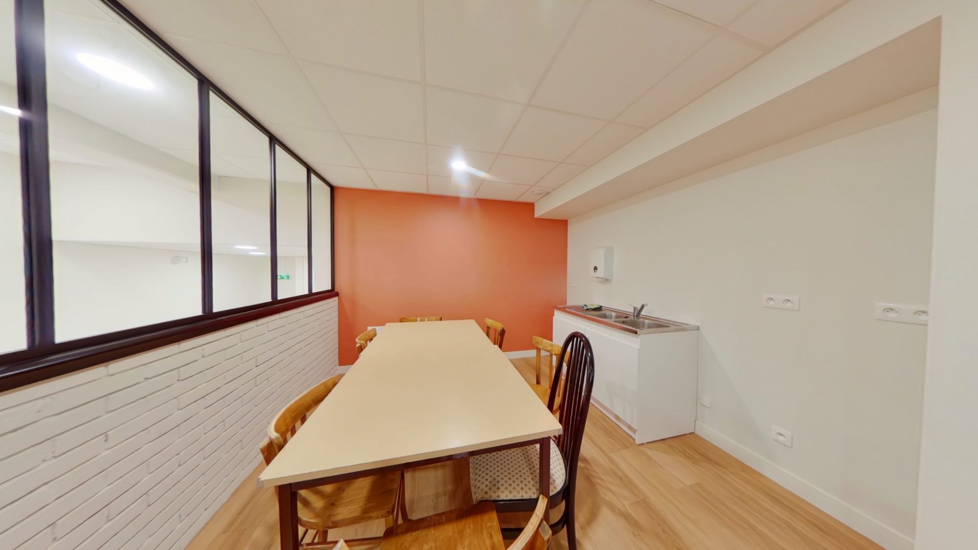 LOCATION - Bureaux - Trelins (42130) - 950 €