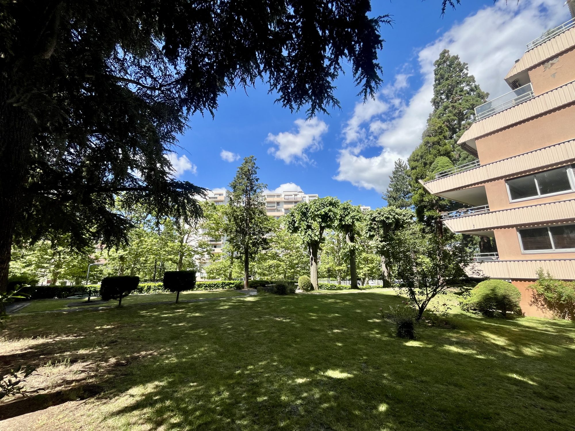 VENTE DE PRESTIGE - Appartement - Saint-Étienne (42100) - 214000 €