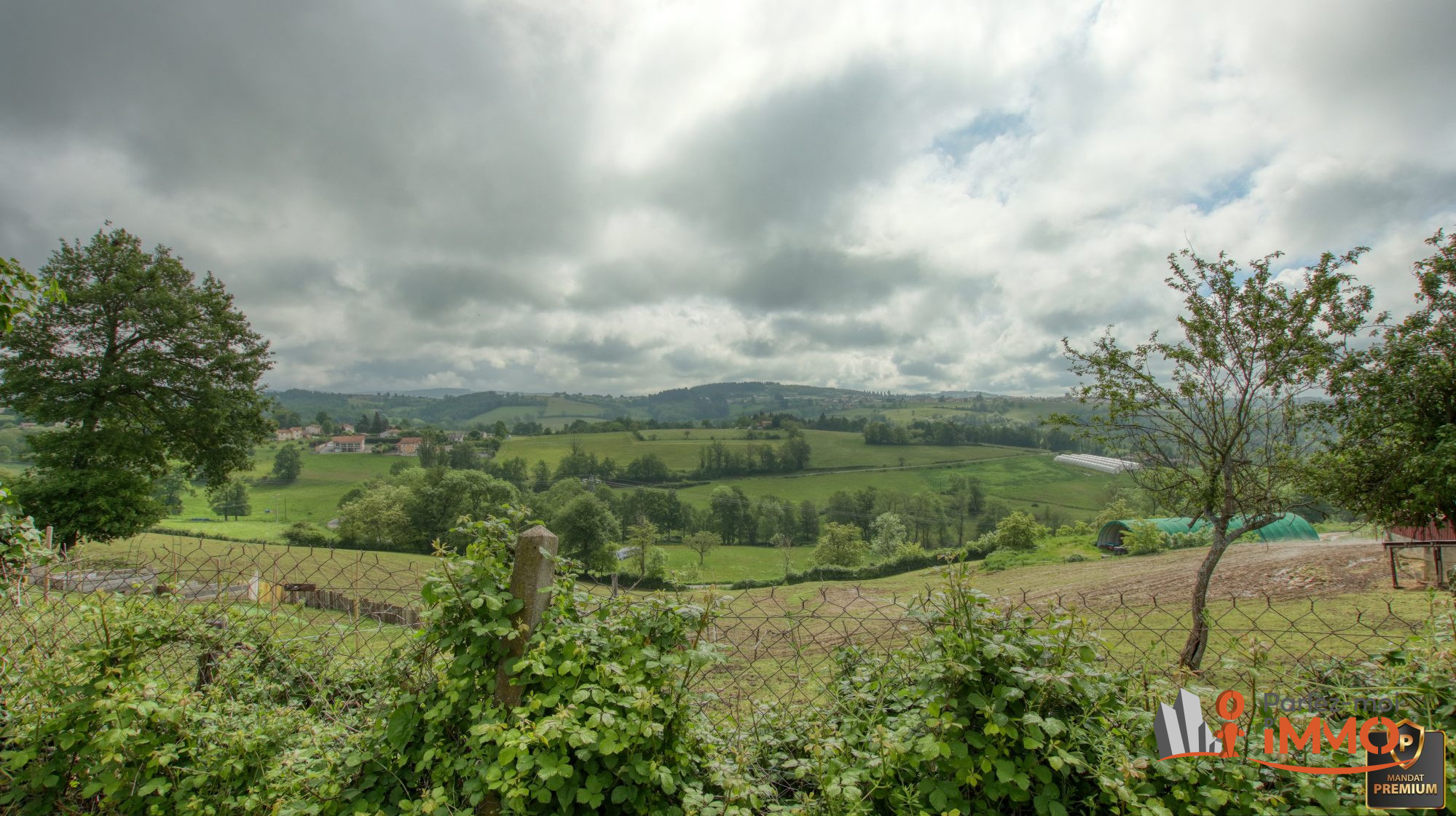 VENTE - Maison - Rozier-en-Donzy (42810) - 215000 €