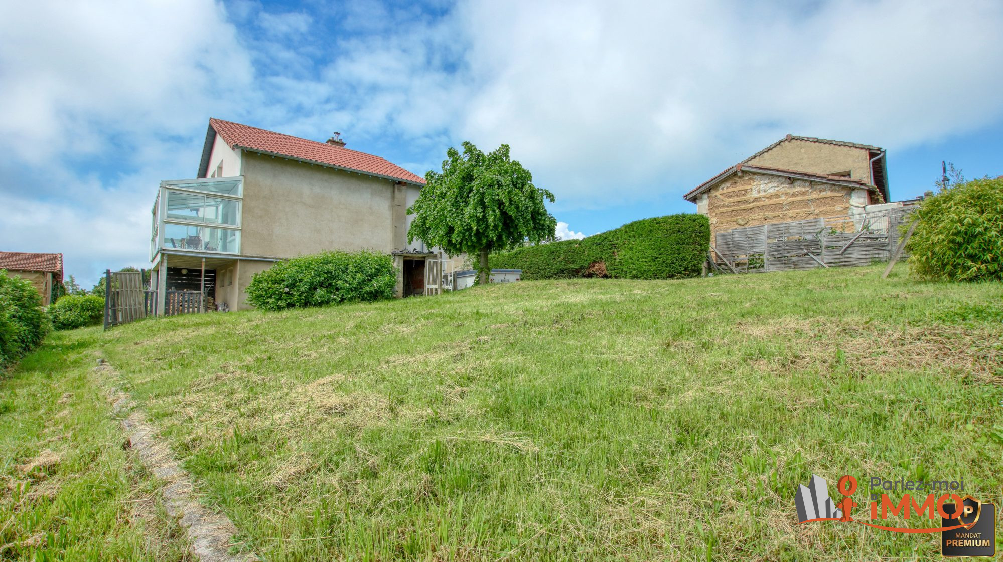 VENTE - Maison - Rozier-en-Donzy (42810) - 215000 €