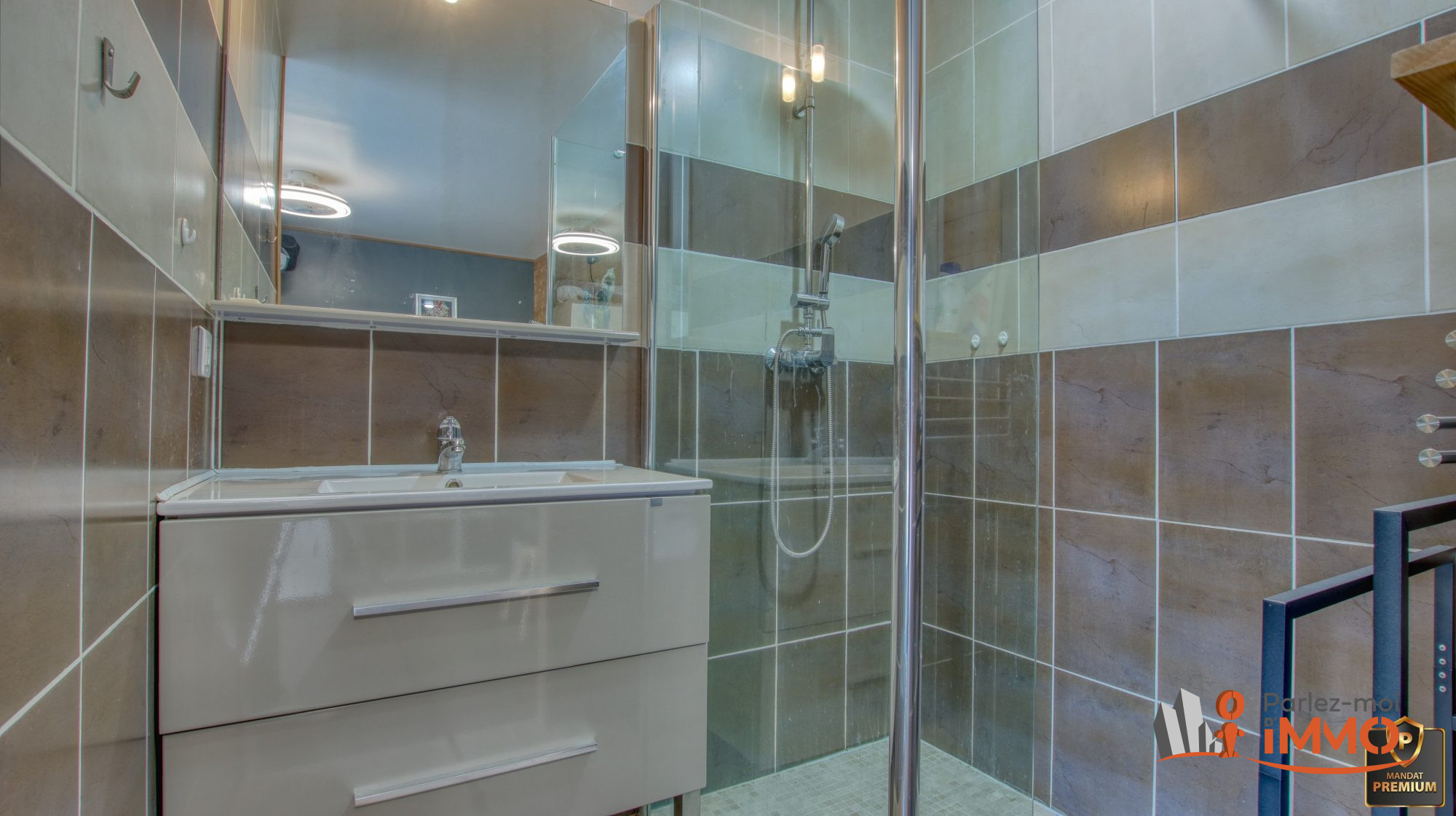 VENTE DE PRESTIGE - Maison - Corbelin (38630) - 379000 €