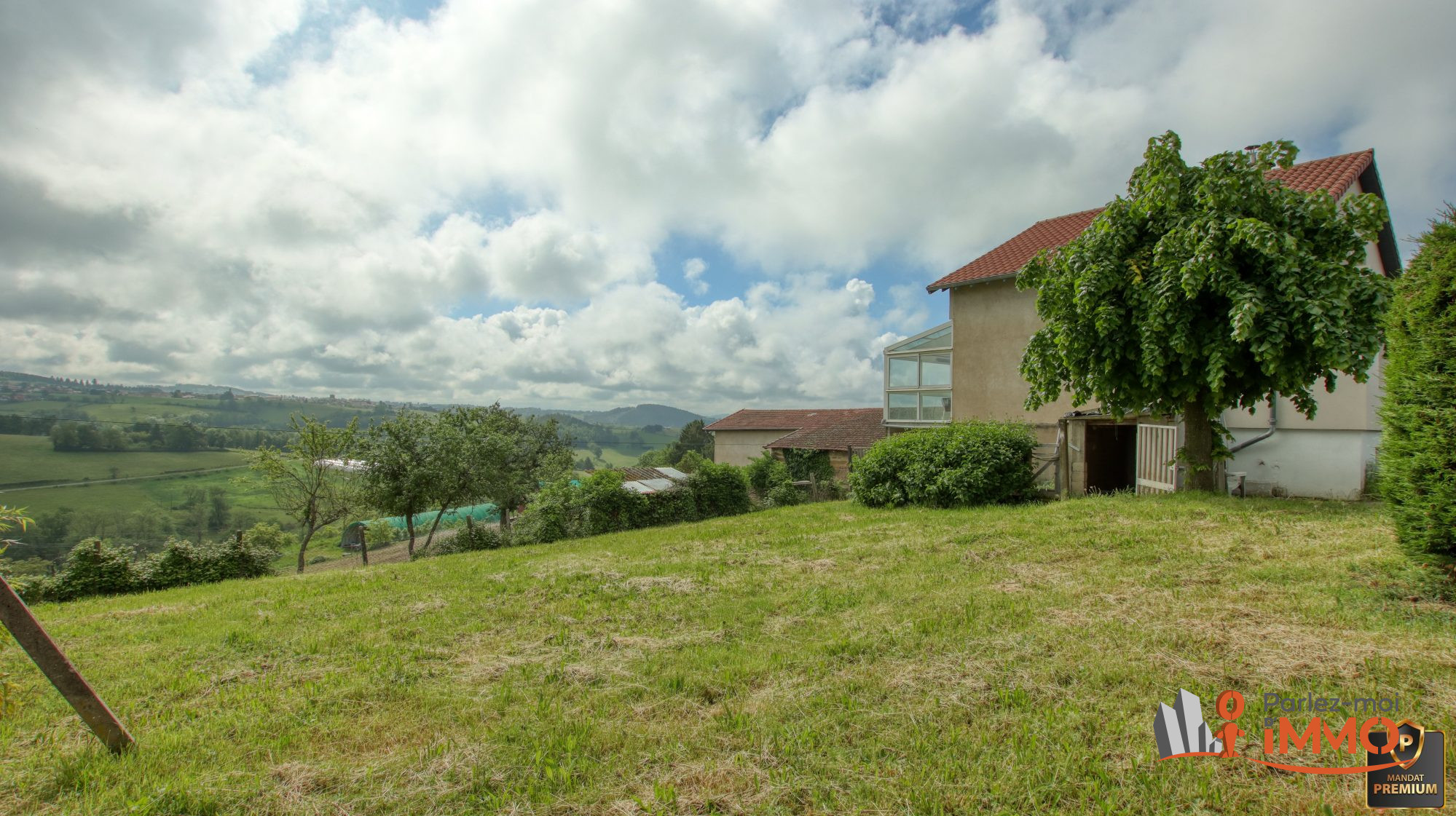 VENTE - Maison - Rozier-en-Donzy (42810) - 215000 €