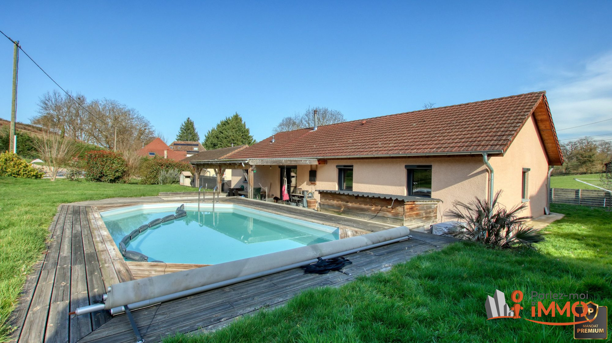 VENTE DE PRESTIGE - Maison - Corbelin (38630) - 379000 €