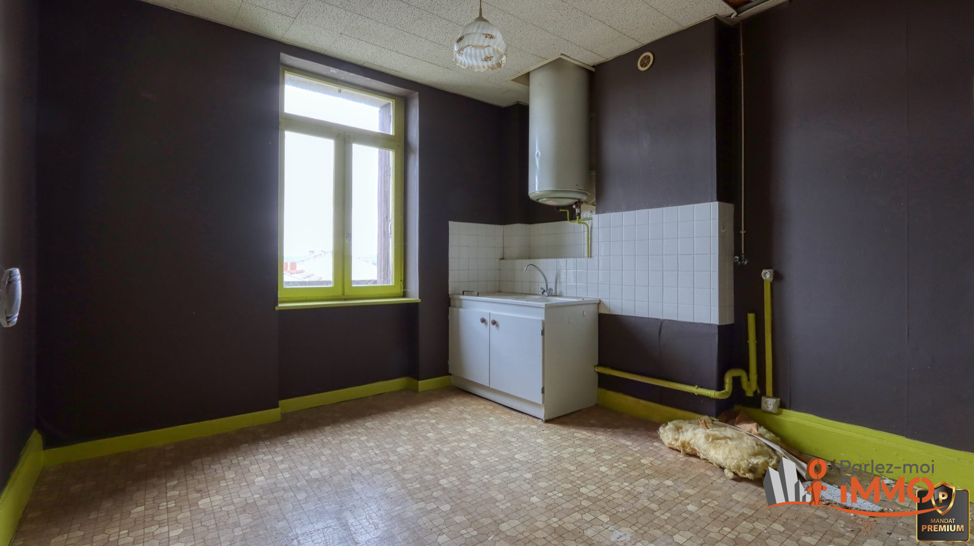 VENTE - Immeuble - Usson-en-Forez (42550) - 199000 €