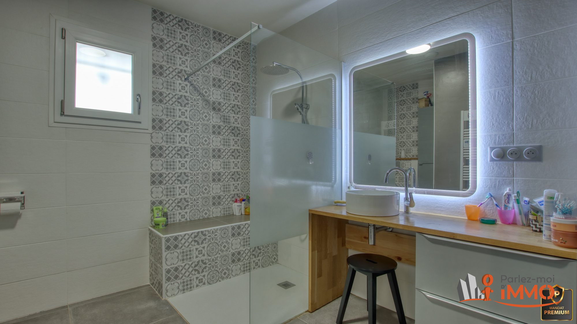 VENTE DE PRESTIGE - Maison - Corbelin (38630) - 379000 €